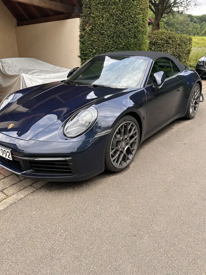 Porsche 992