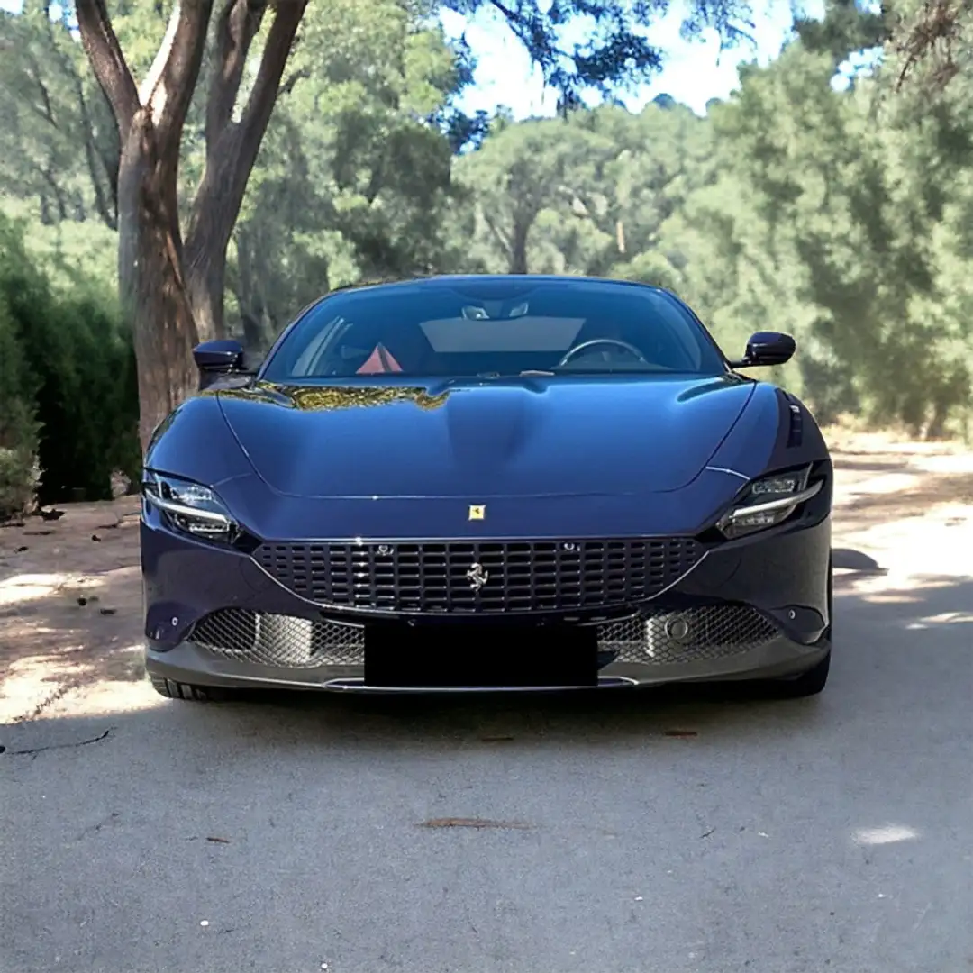 Ferrari Roma Azul - 1