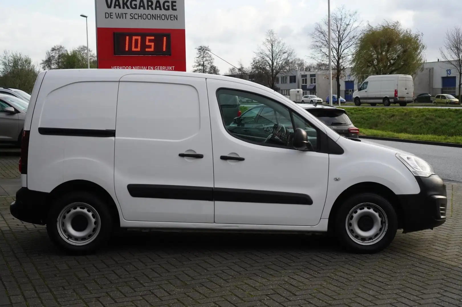 Peugeot Partner 120 1.6 HDi 75 L1 XR - 2