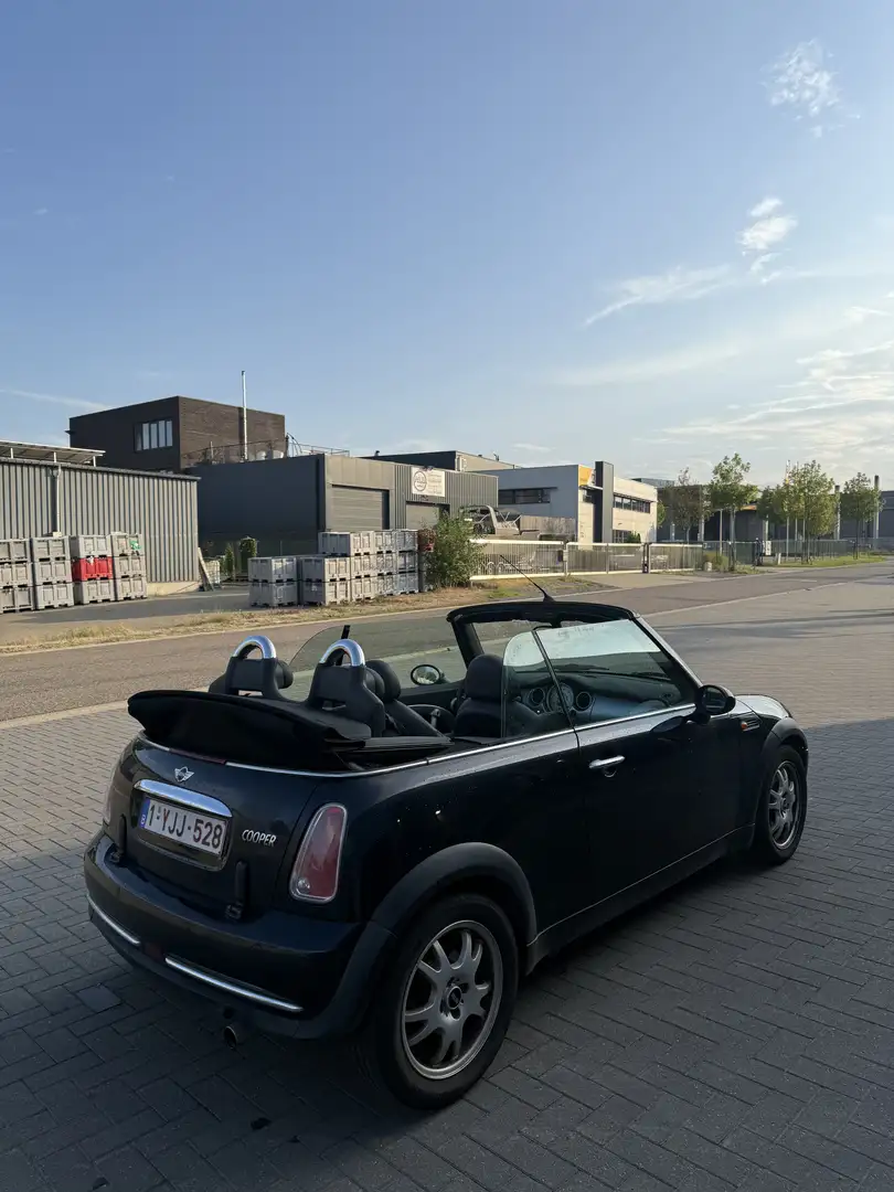 MINI Cooper Cabrio - 1