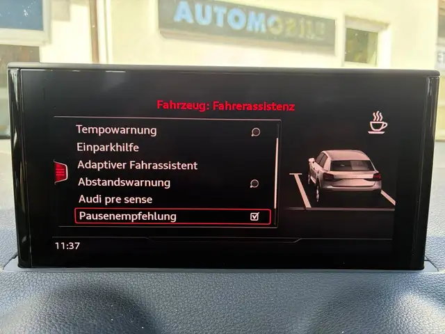 Audi Q2 view 14