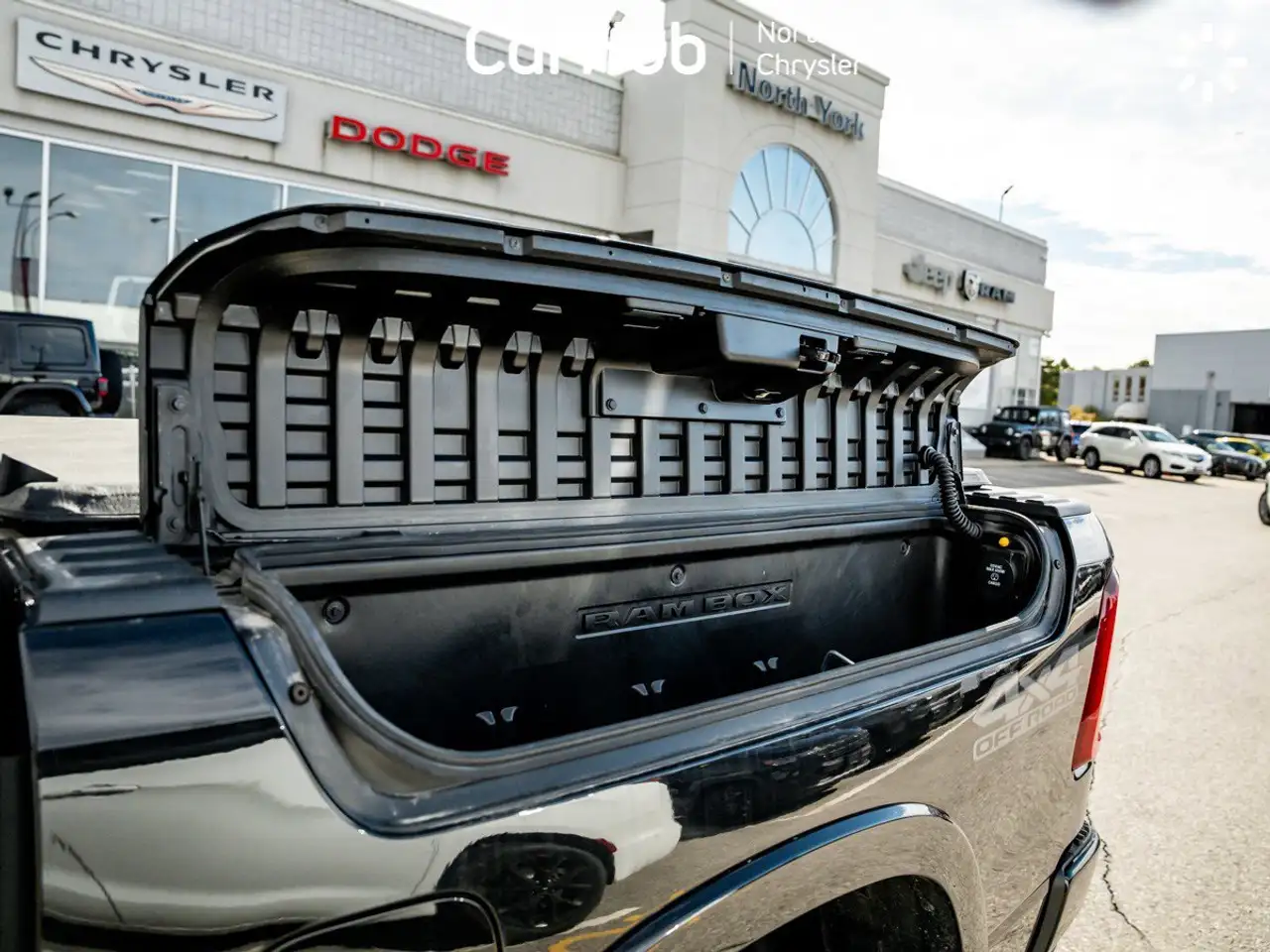 RAM 1500 снимка RAM 1500