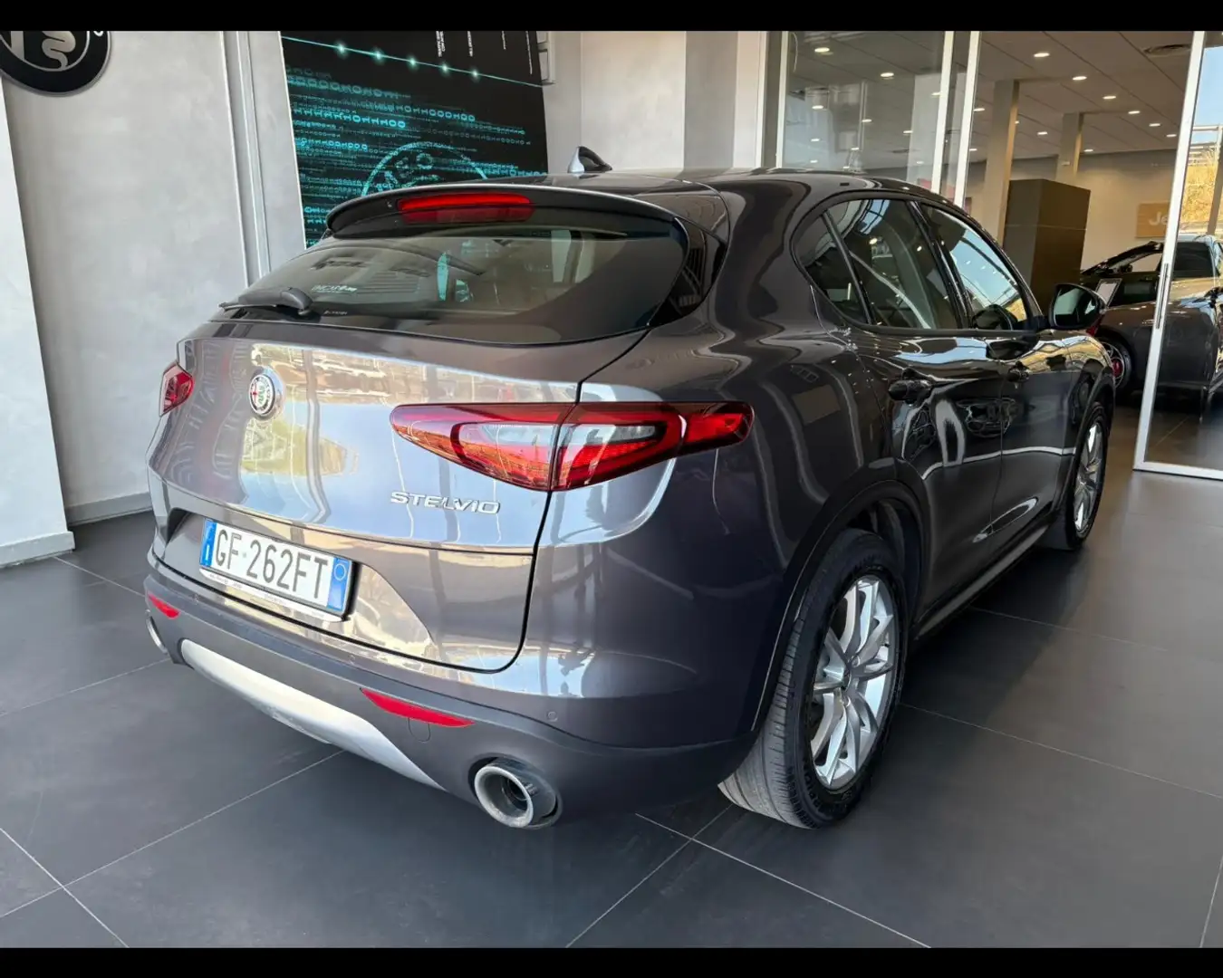 Alfa Romeo Stelvio 2.2 Turbo Sprint Grigio - 2