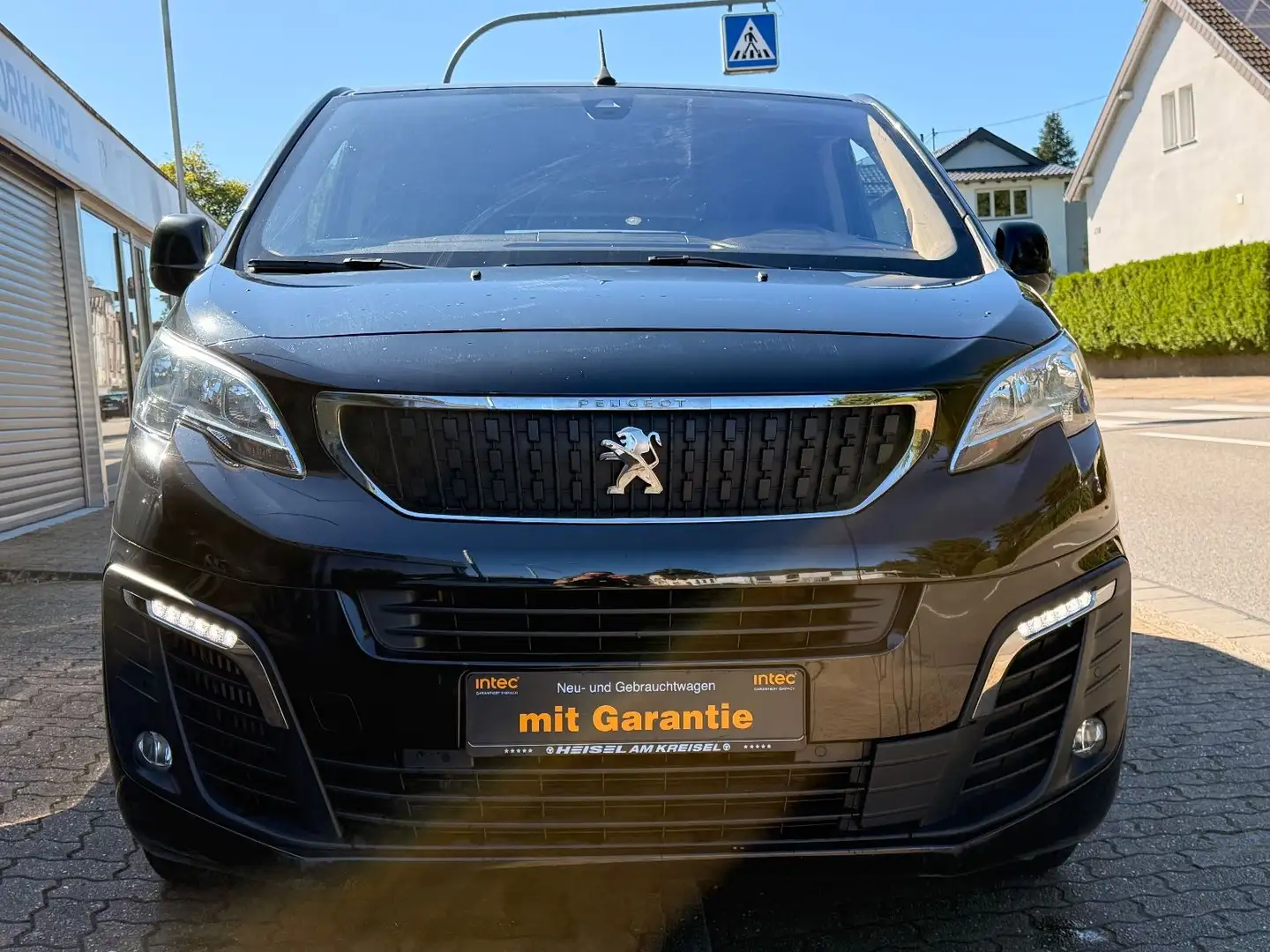 Peugeot Traveller Active L2 Automatik Navi Kamera Schwarz - 2