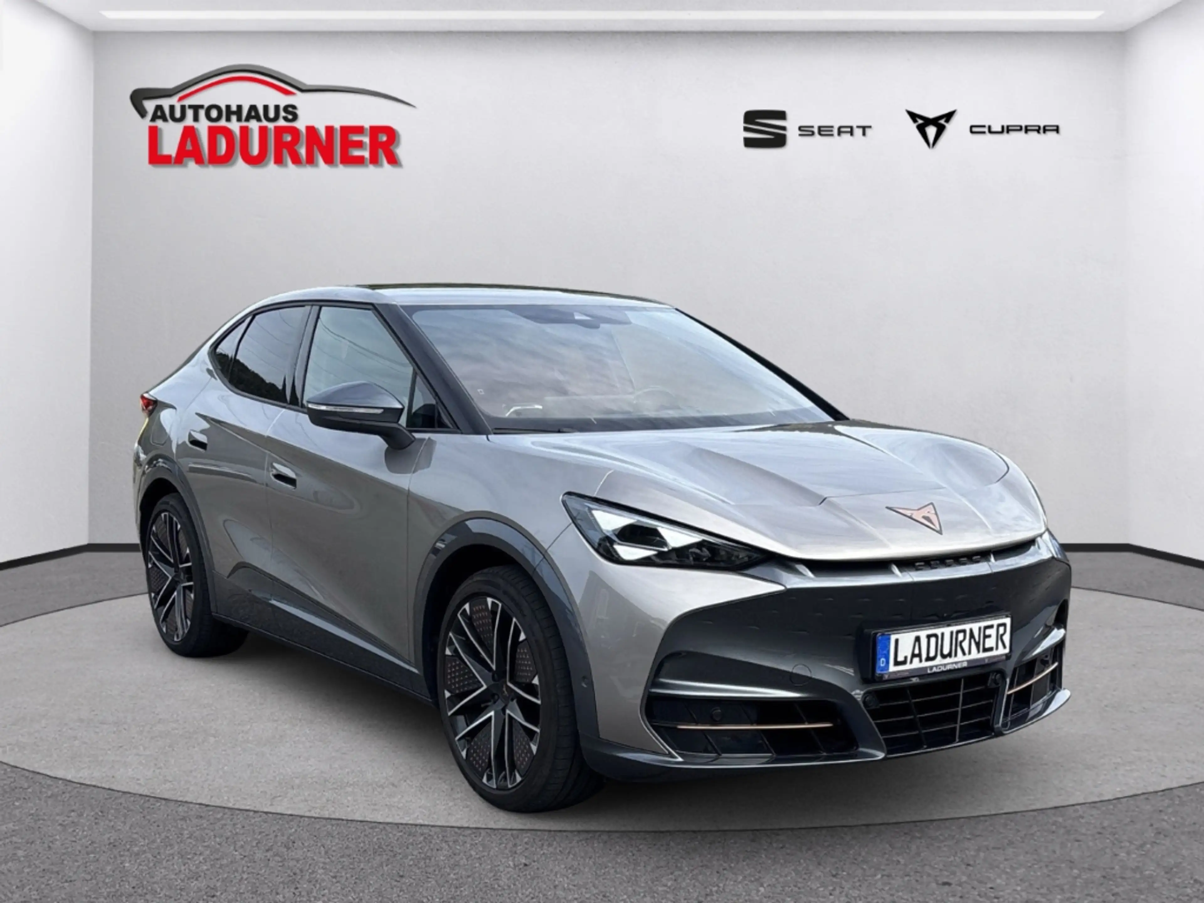 CUPRA Tavascan *250 kW 4Drive VZ+El. Panodach+Navi+Leder * — photo 9
