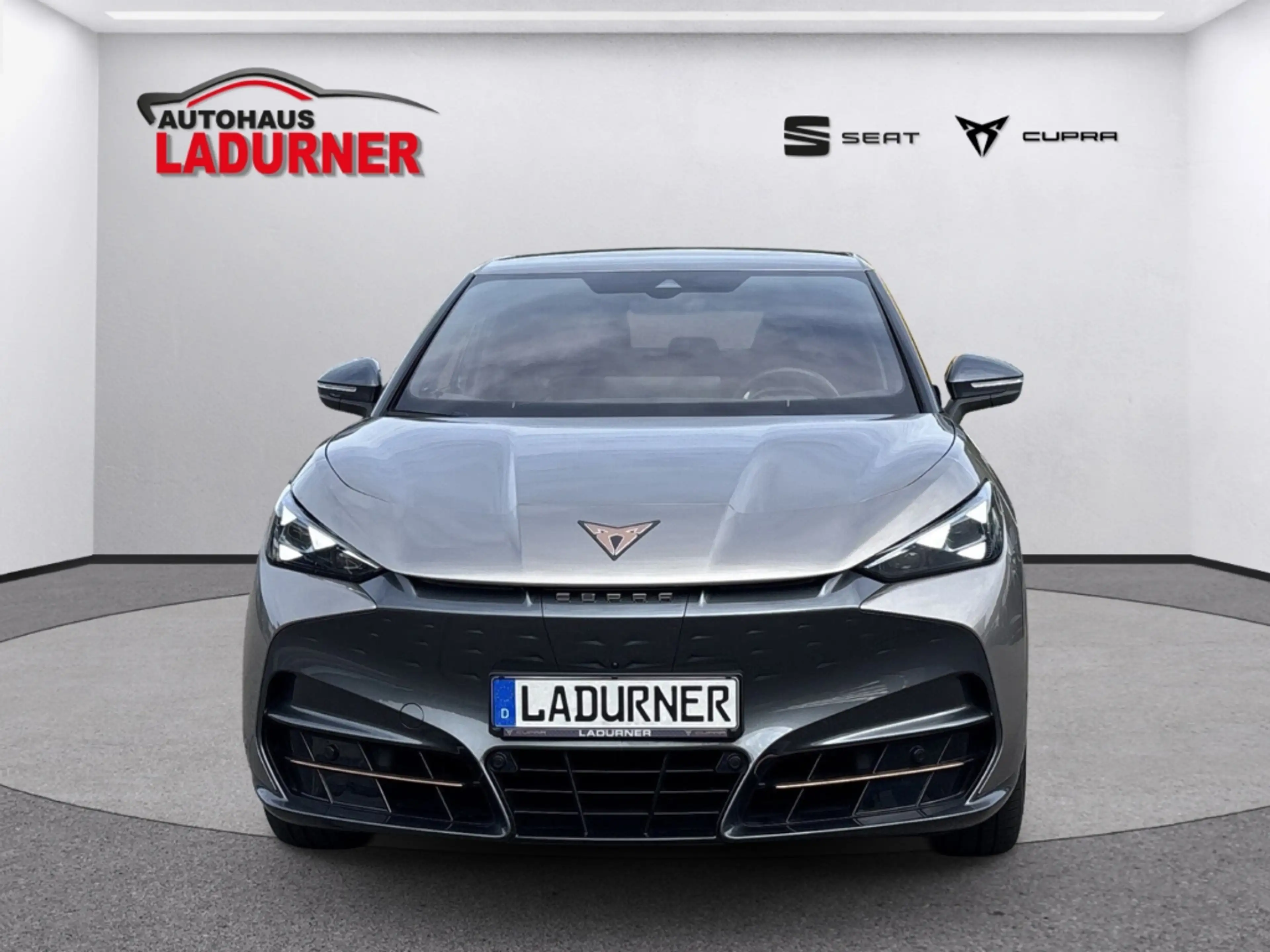CUPRA Tavascan *250 kW 4Drive VZ+El. Panodach+Navi+Leder * — photo 8