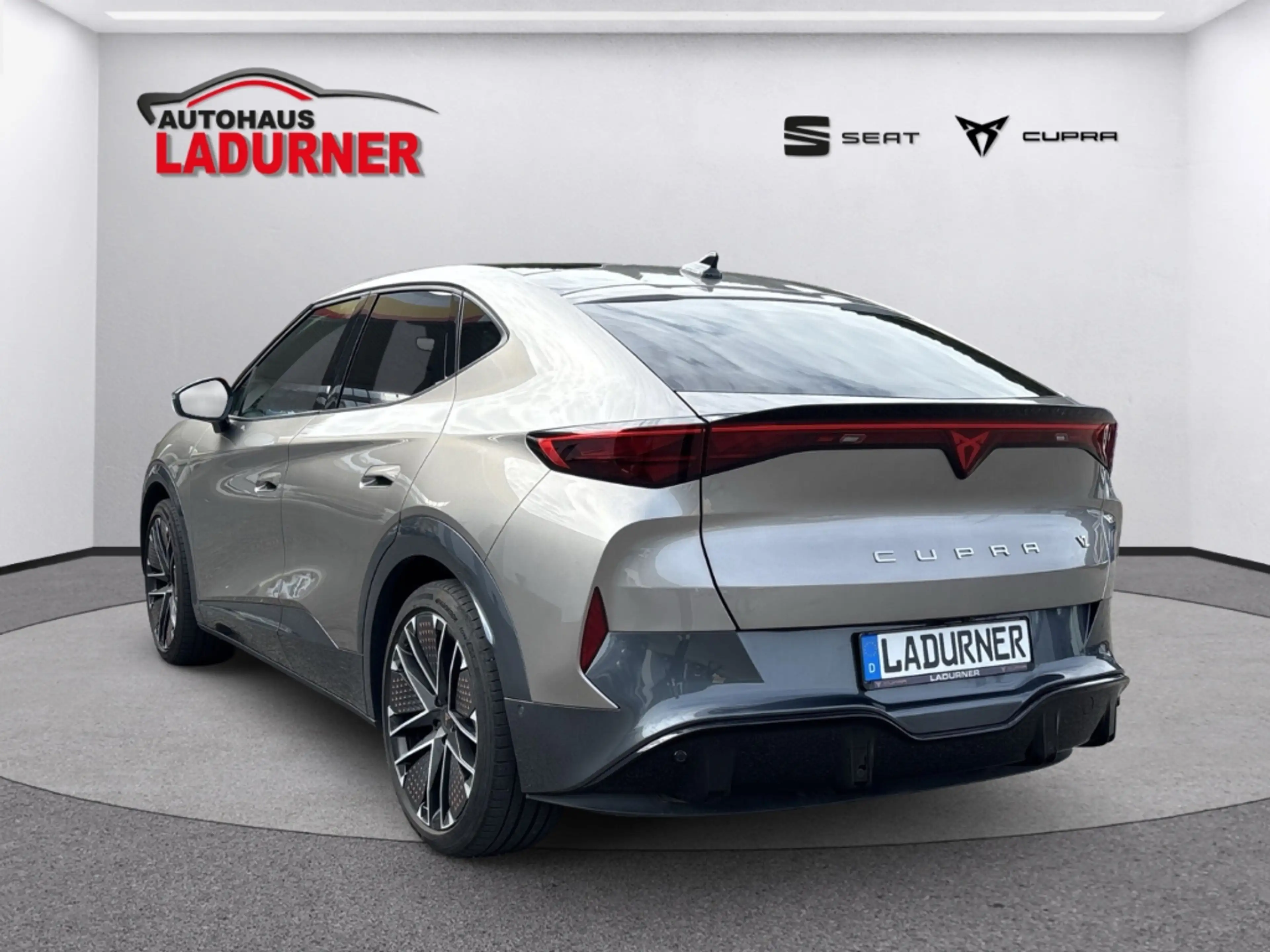CUPRA Tavascan *250 kW 4Drive VZ+El. Panodach+Navi+Leder * — photo 3