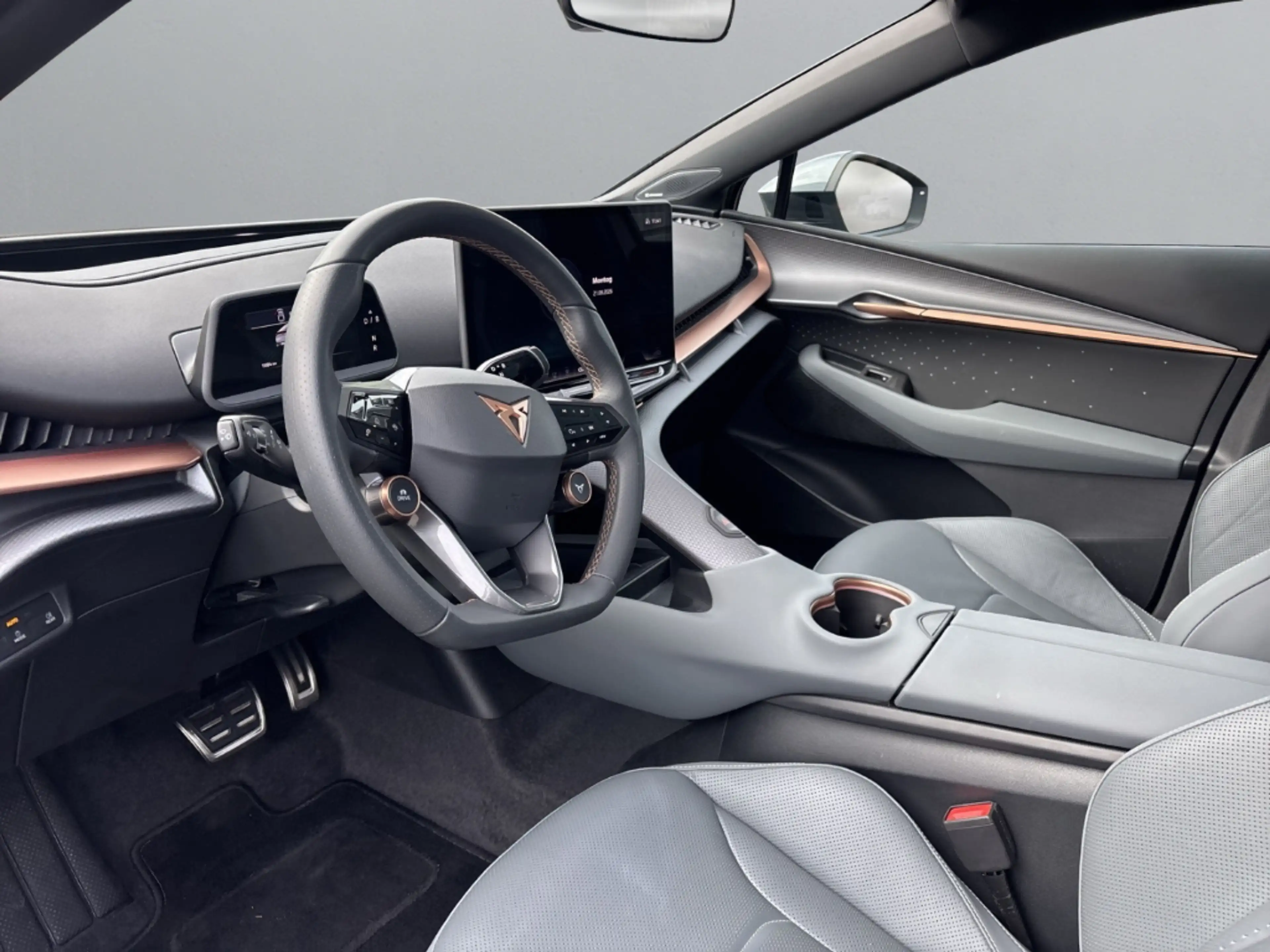 CUPRA Tavascan *250 kW 4Drive VZ+El. Panodach+Navi+Leder * — photo 7