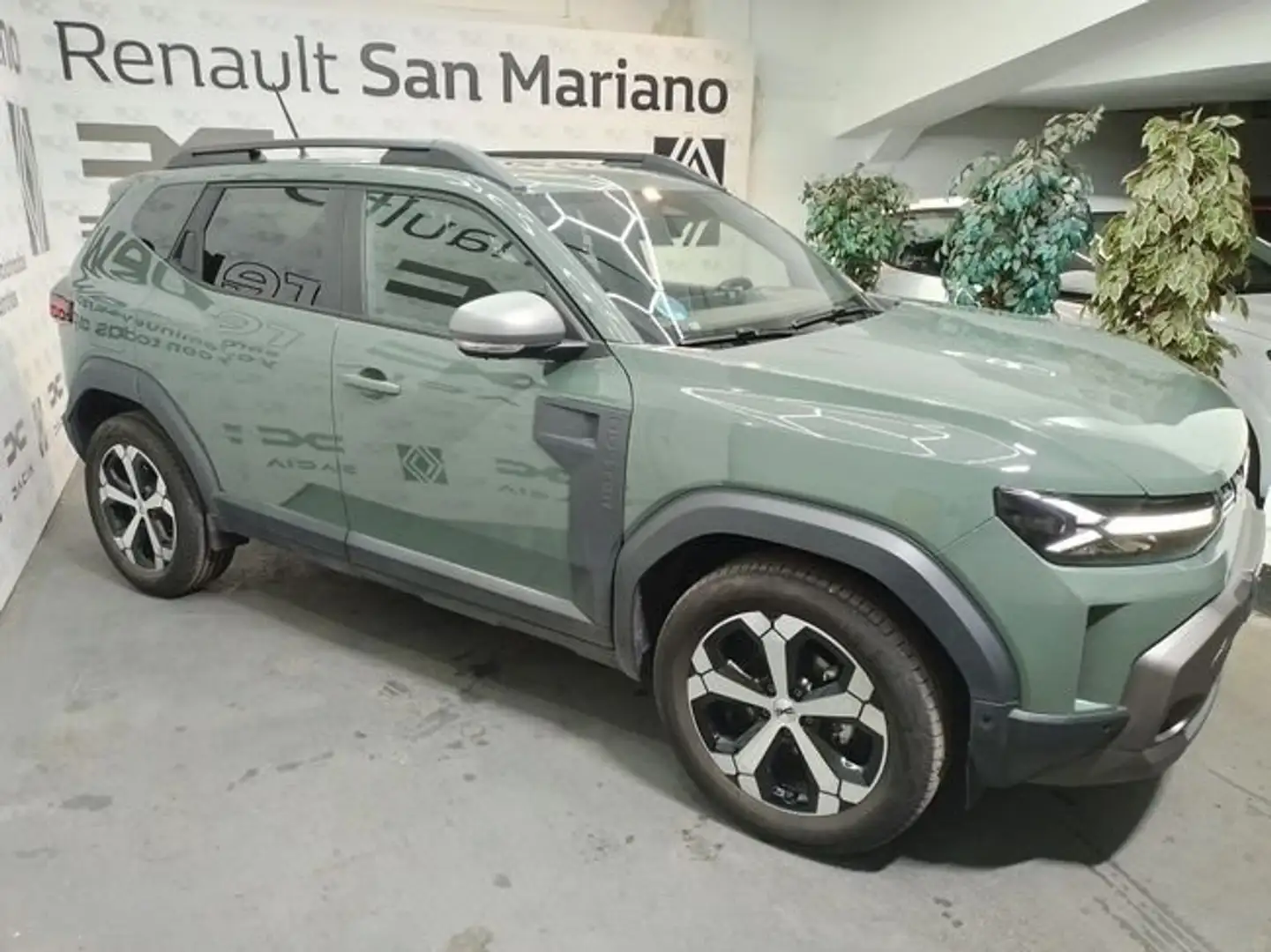 Dacia Duster TCe 130 Journey Verde - 2