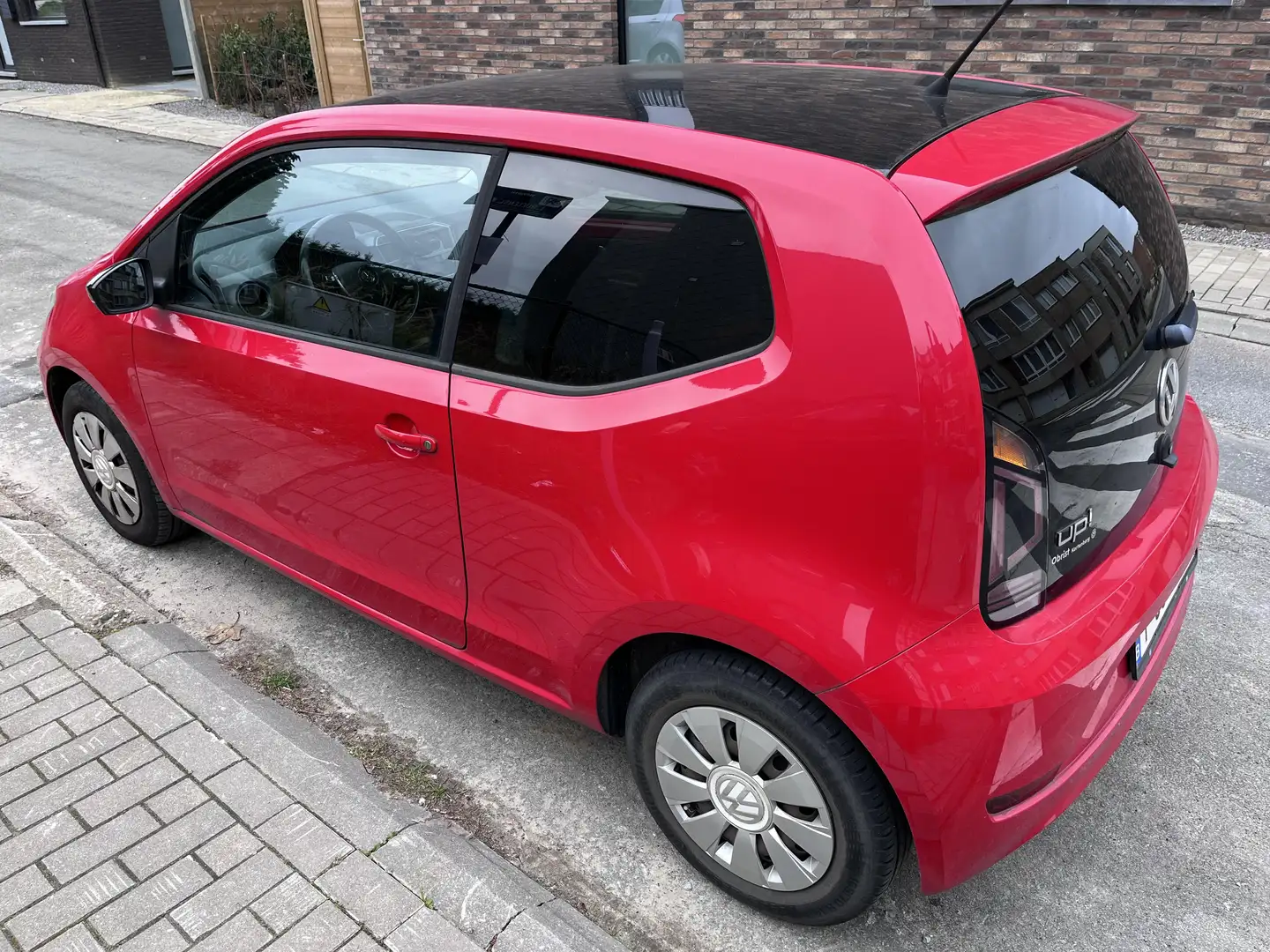 Volkswagen up! Up! 1.0i Move up! Rouge - 1