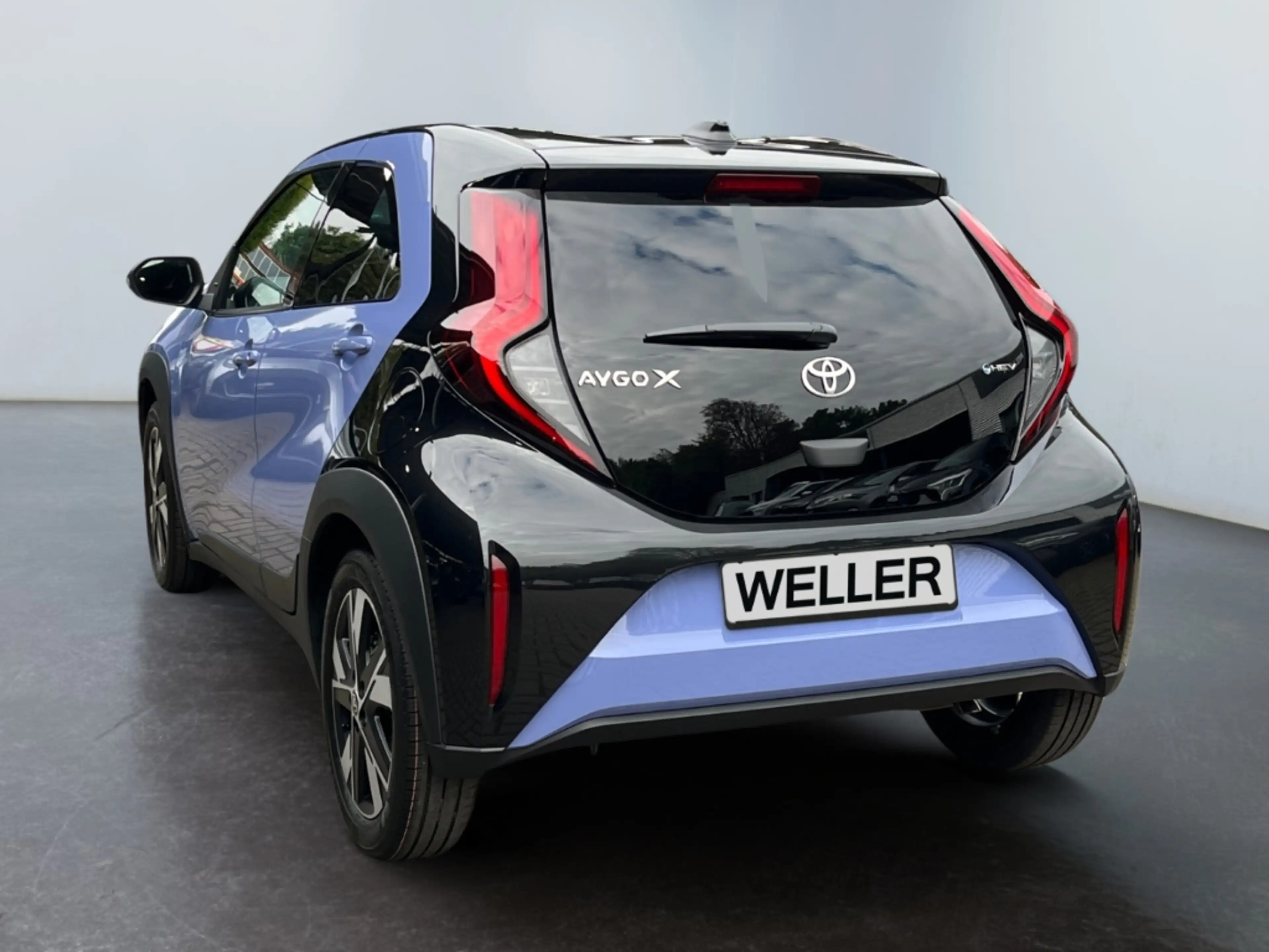 Toyota Aygo X Hybrid 1.5 Teamplayer *LED*CAM*CarPlay*SHZ* — photo 7