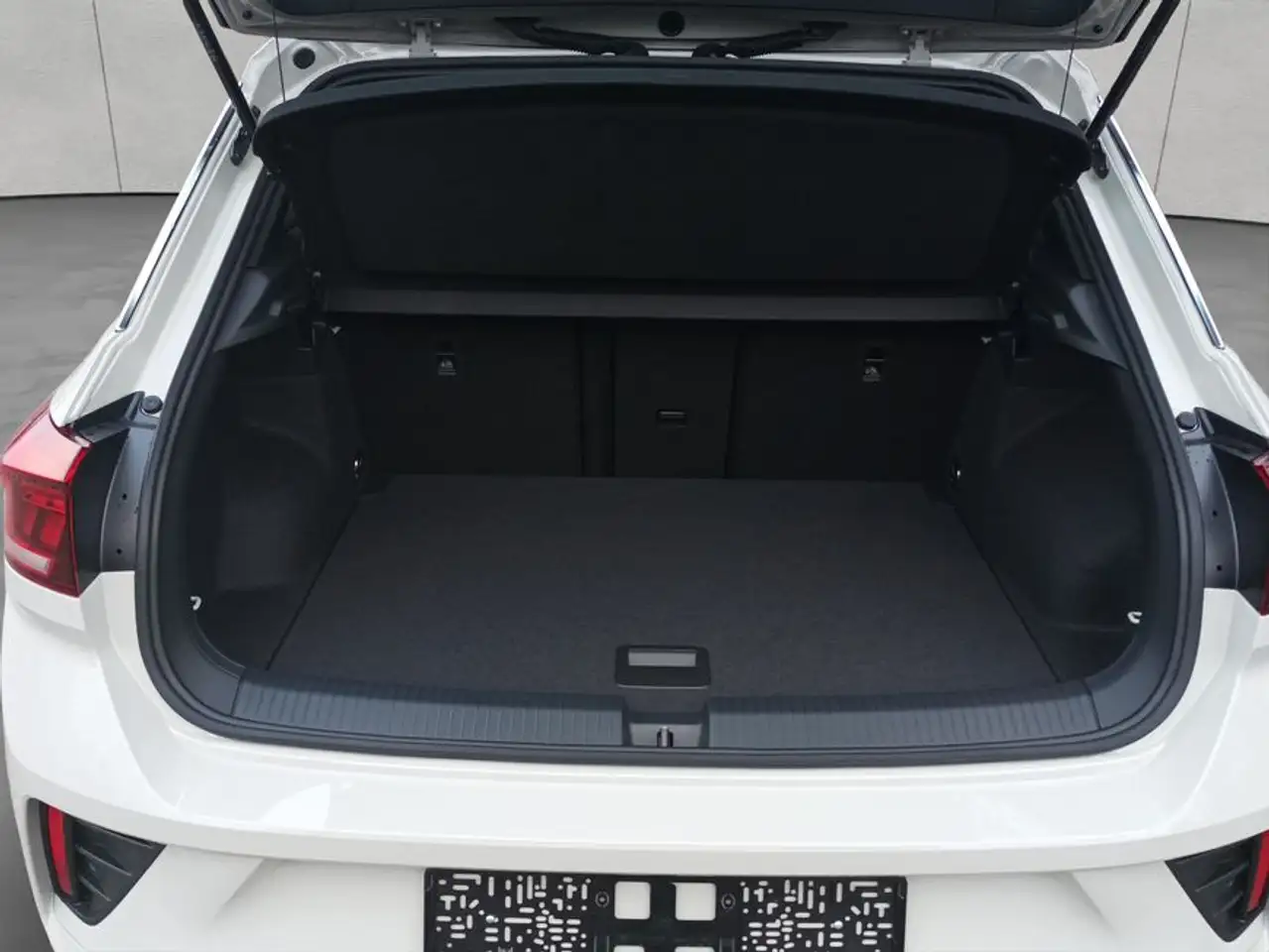 Volkswagen T-Roc R-Line 1.0 l TSI RFK LED-PLUS APP-Connect 5