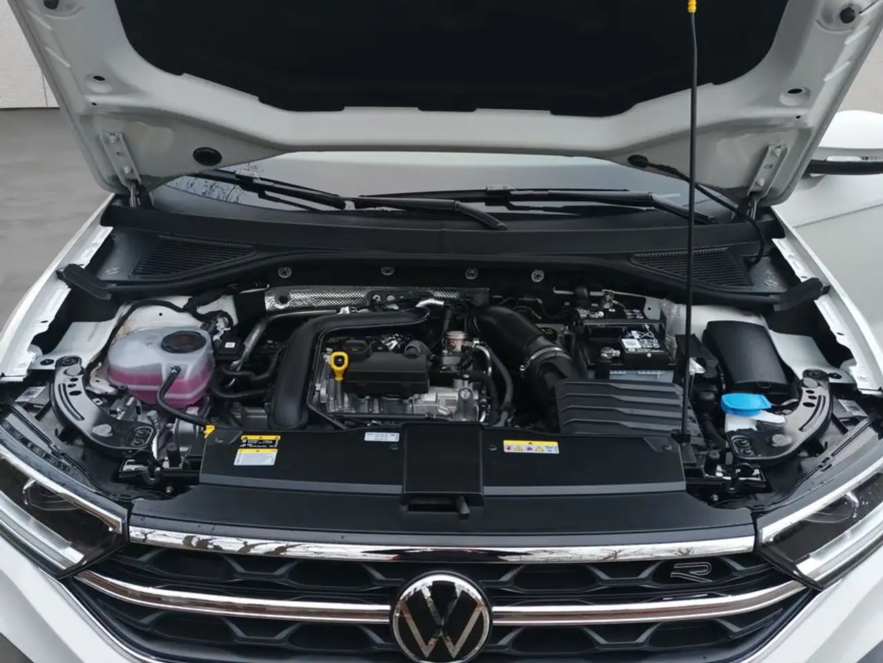 Volkswagen T-Roc R-Line 1.0 l TSI RFK LED-PLUS APP-Connect 20