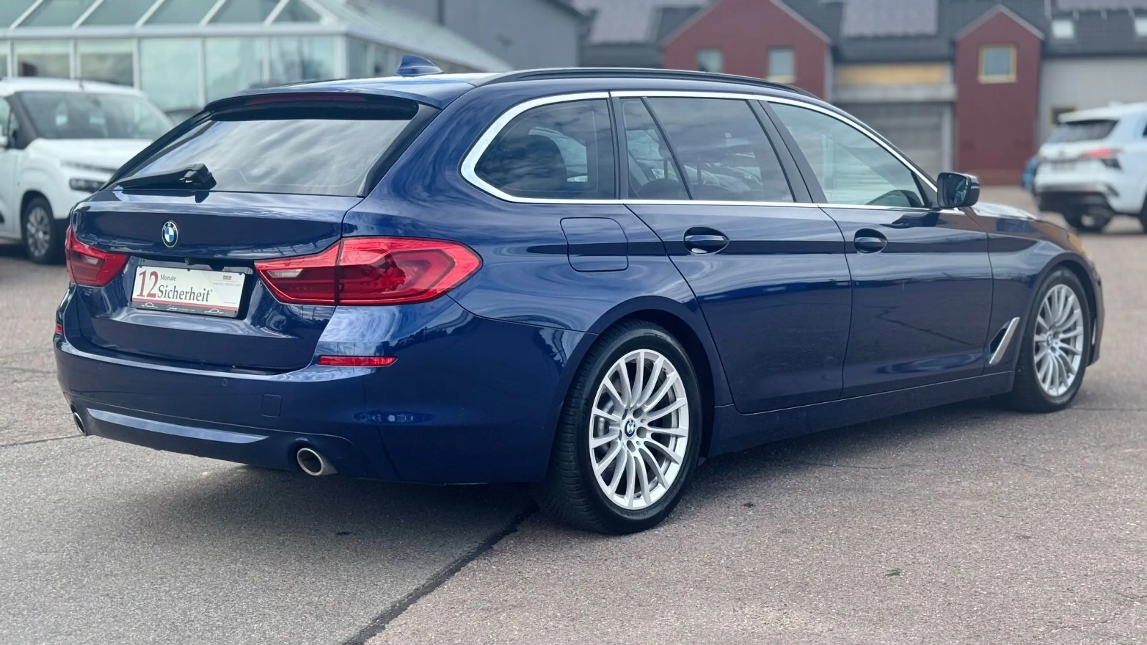 BMW 530 5 Touring *M-PAKET*LED*KAMERA*PANO*NAVI* — photo 6