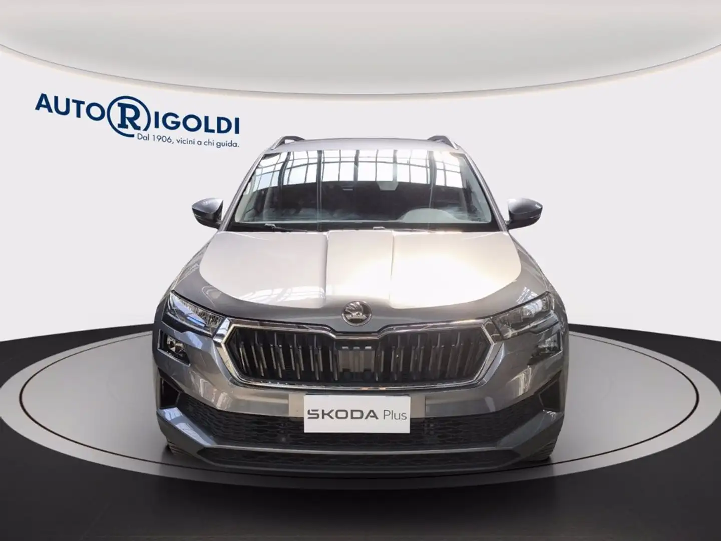 Skoda Karoq 1.0 tsi selection 115cv Gris - 2