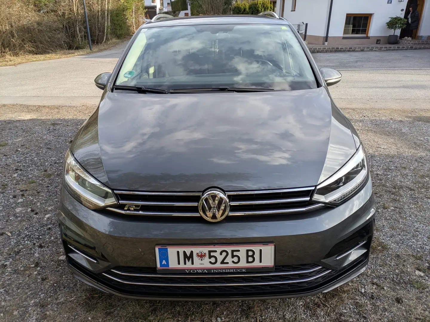 Volkswagen Touran Comfortline 1,6 SCR TDI DSG - 1