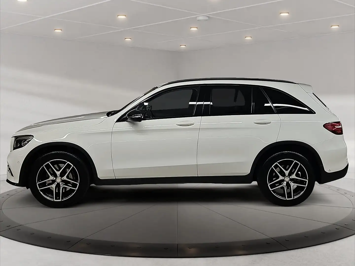 Mercedes-Benz GLC 250 d 4MATIC * AMG * NIGHT * 2. BESITZ * AHK * LED * Weiß - 2