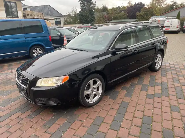 Volvo V70 D4 Kombi Summum NAVI, Leder, Shz