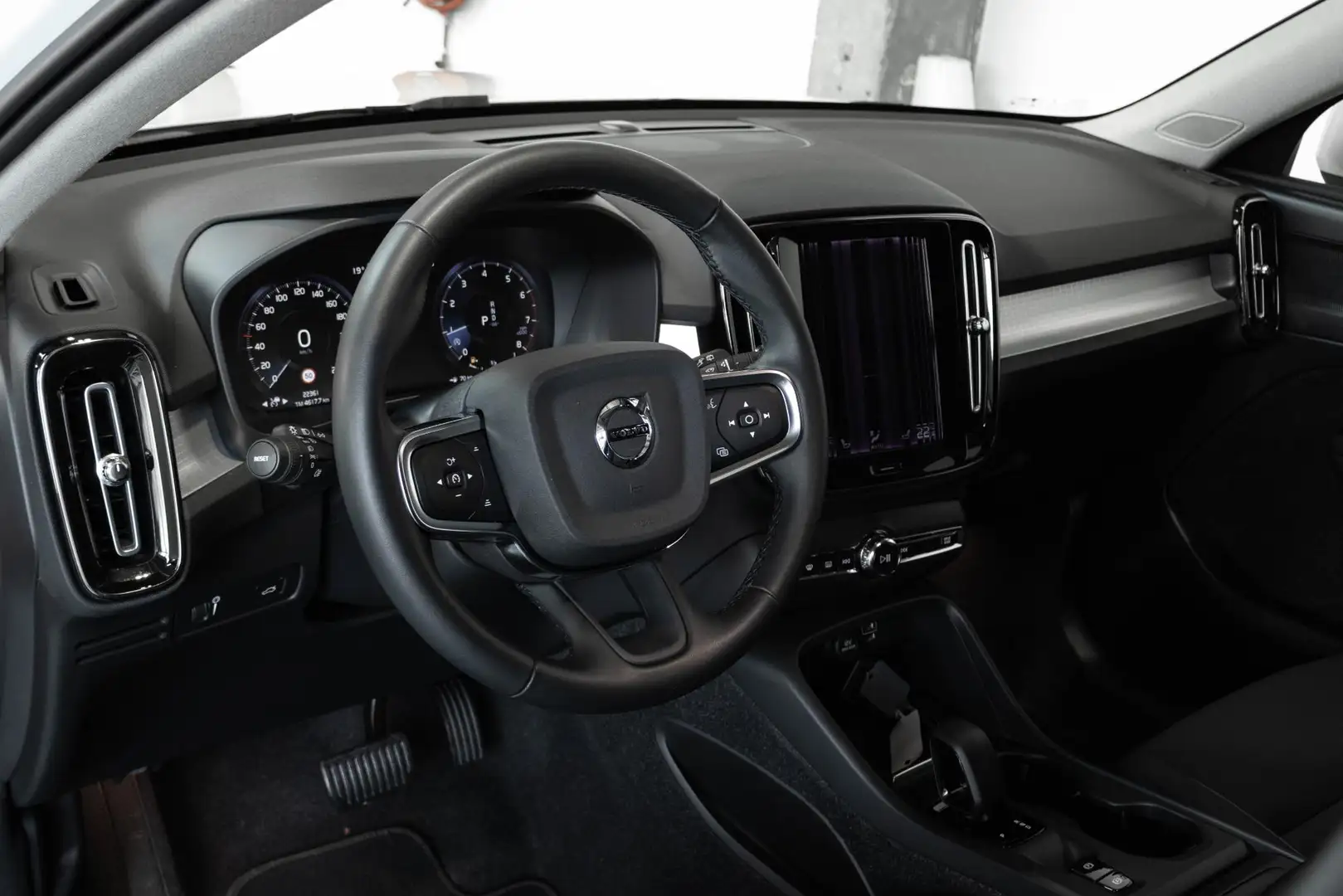 Volvo XC40 T3 Aut. Momentum | Adaptive Cruise Control | Navig Blanc - 2