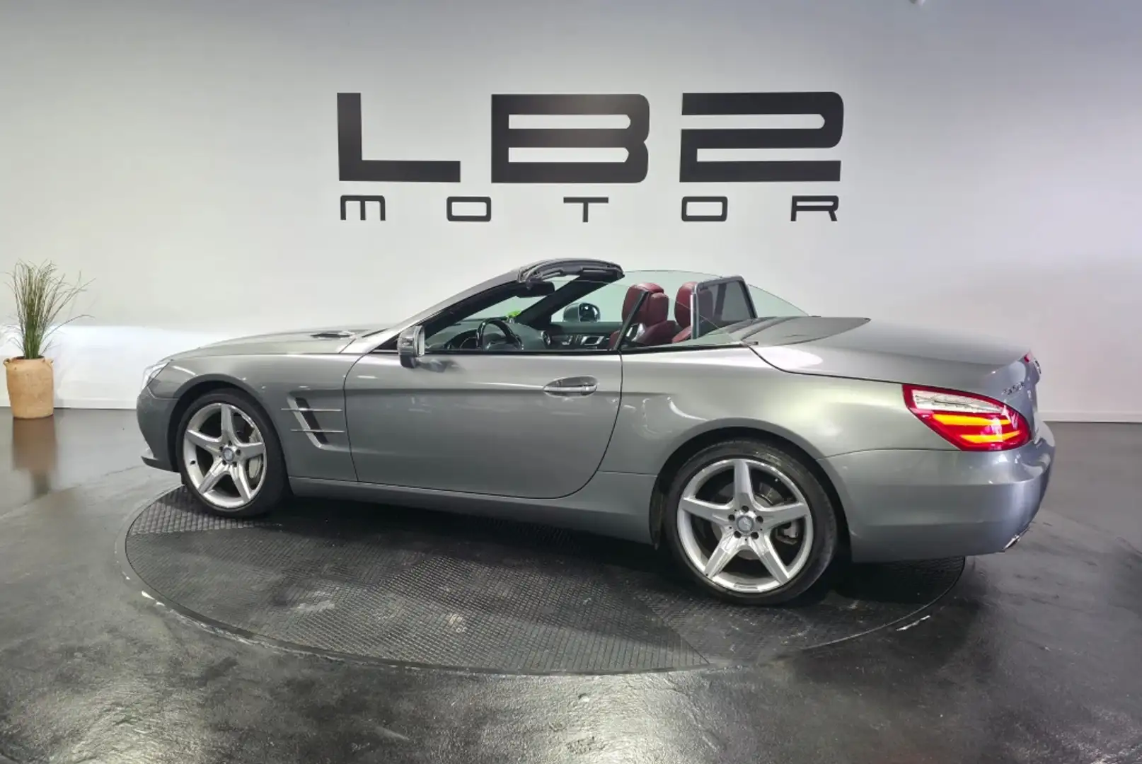 Mercedes-Benz SL 500 435 Aut. Gris - 2