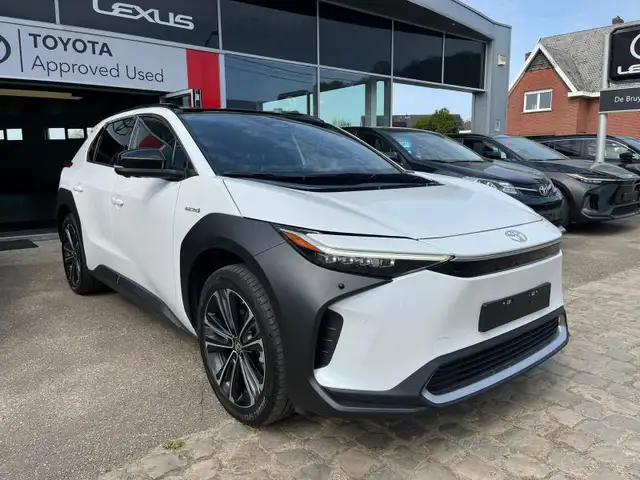 Toyota bZ4X style plus