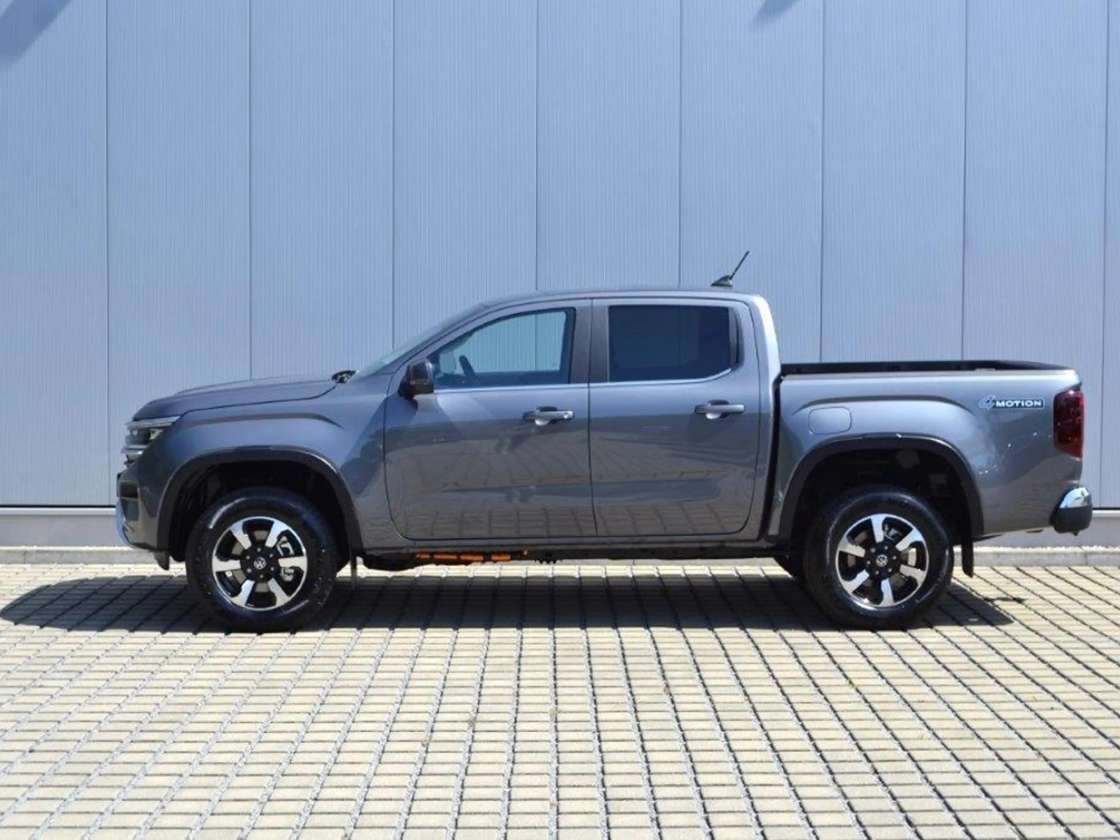Volkswagen Amarok DC 3.0 TDI 4x4 Autom. Style AHK/18-ZOLL/MATRIX/TE — photo 8