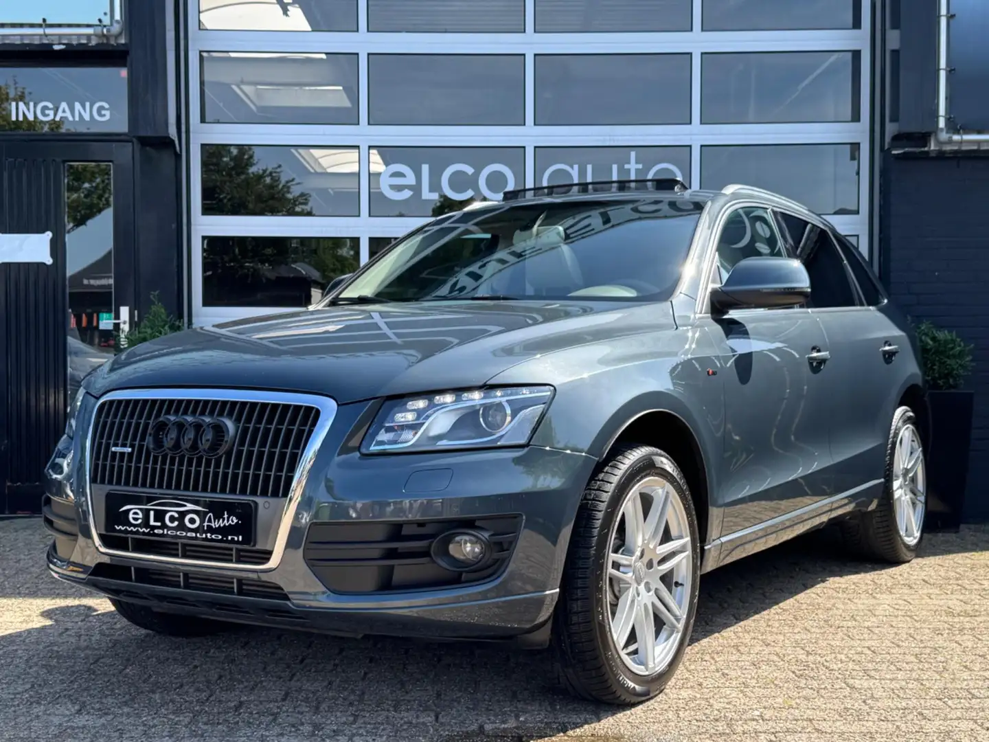 Audi Q5 2.0 TFSI 211pk quattro S-Line /Pano/CarPlay/ Young Grijs - 1