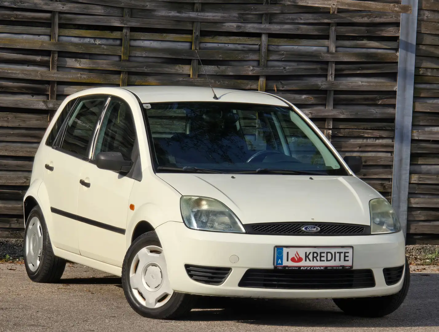 Ford Fiesta Flair Top* Kredit* Wenig KM* Klima* Neues Pickerl - 2