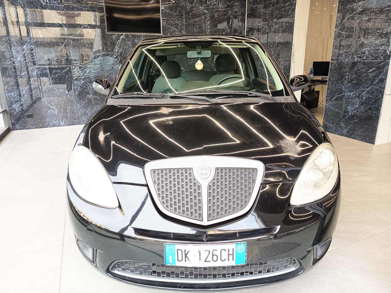 Lancia Ypsilon 1.2 Passion