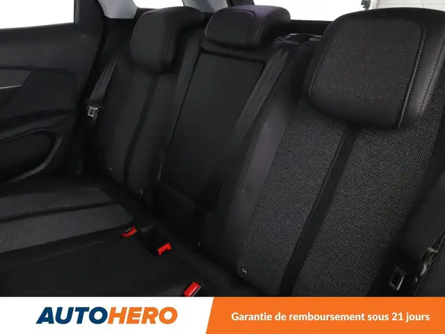 Peugeot 3008 view 14