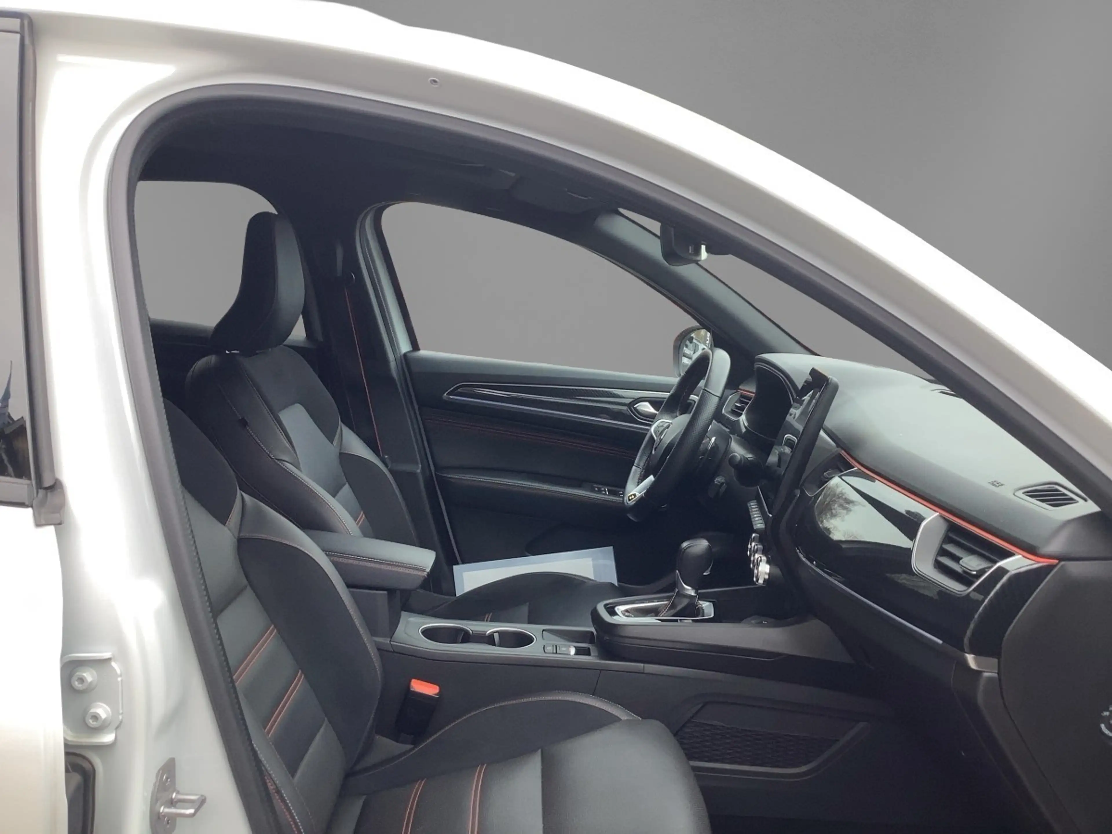Renault Arkana TCe 160 EDC R.S. Line — photo 7