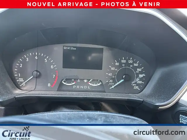 Ford Escape 2022 — photo 3