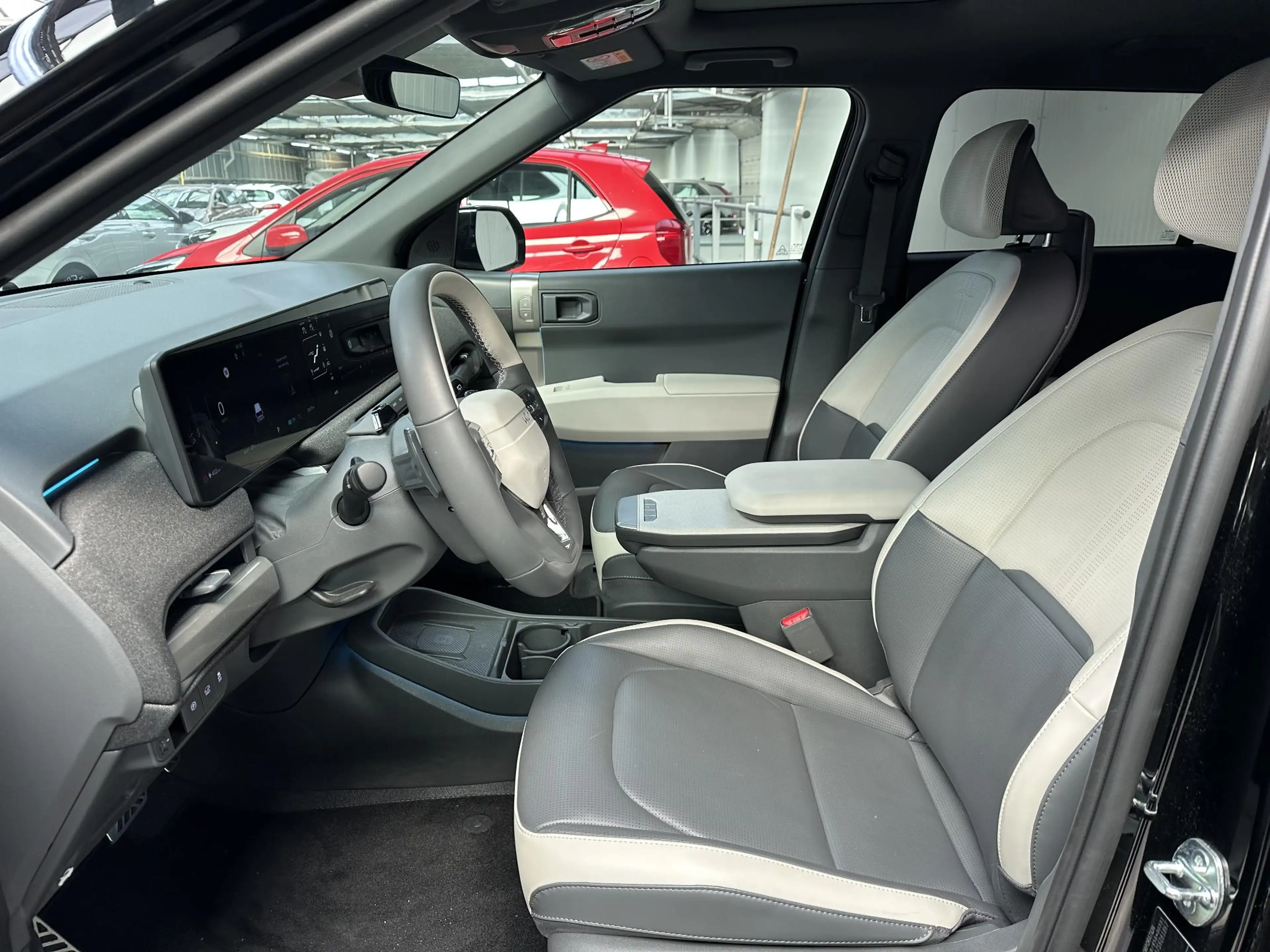 Kia EV3 GT-PlusLine 81.4 kWh — photo 2