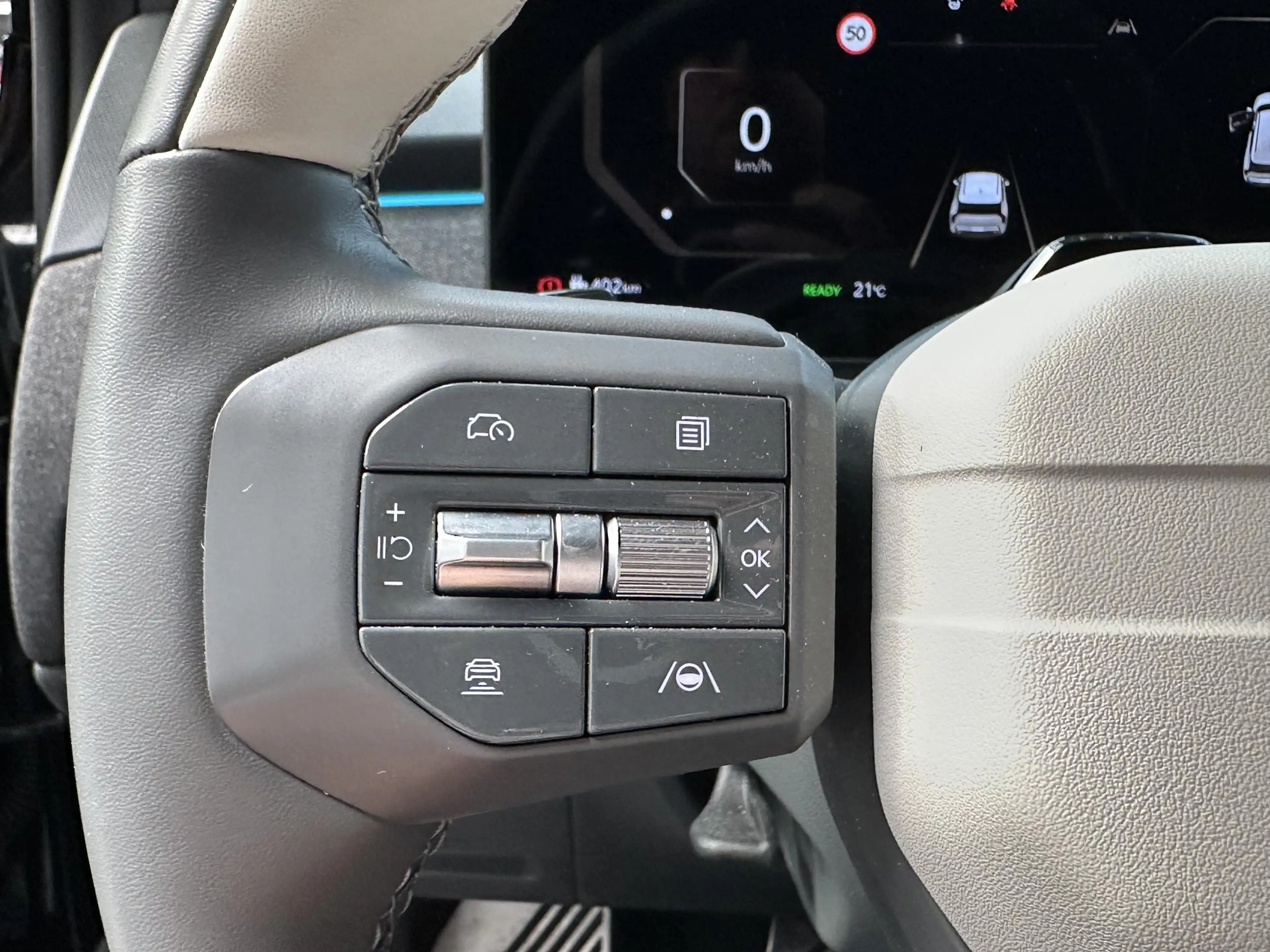 Kia EV3 GT-PlusLine 81.4 kWh — photo 8