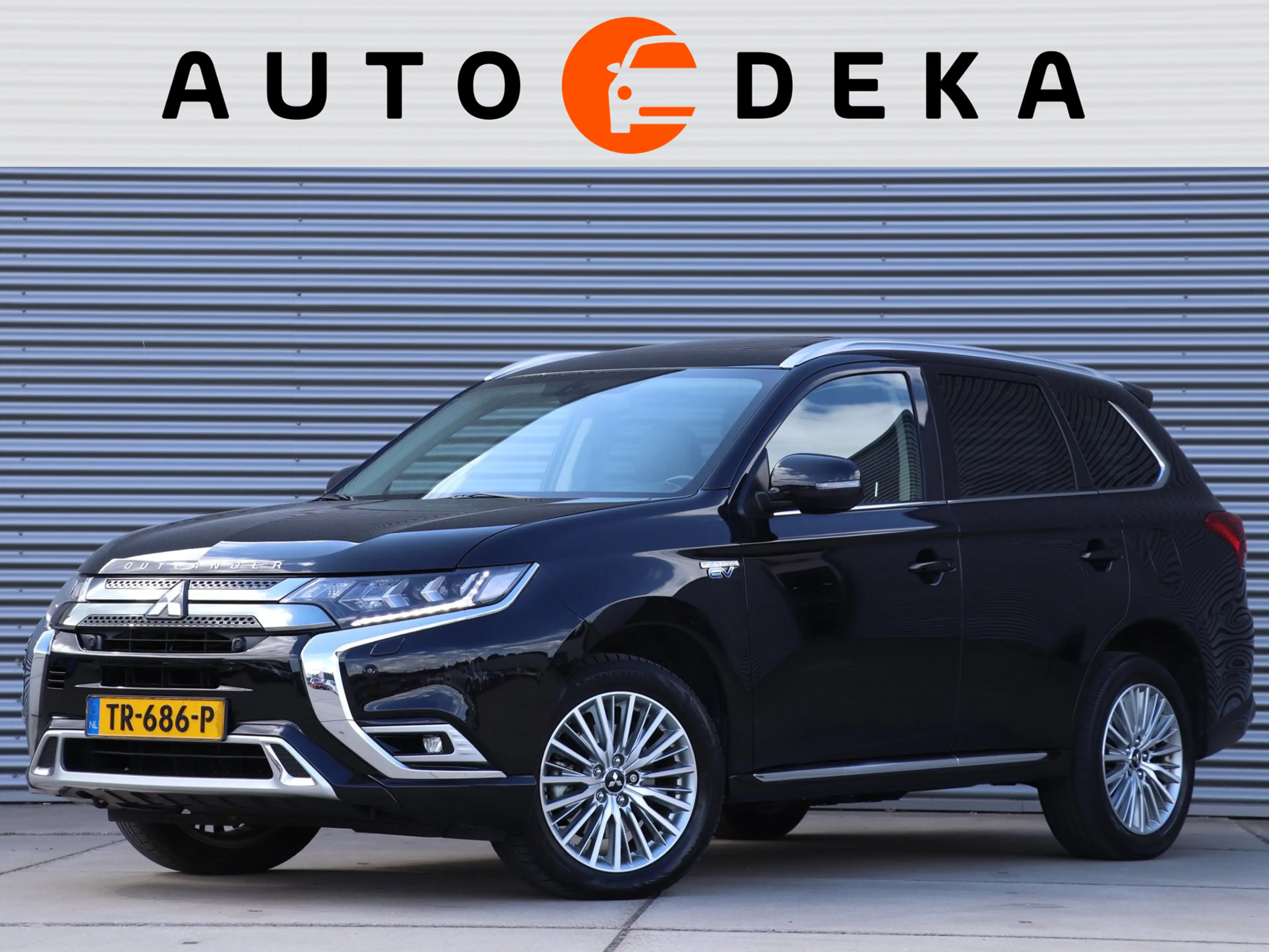 Mitsubishi Outlander 2.4 PHEV Intense+ *Schuifdak*Trekhaak*