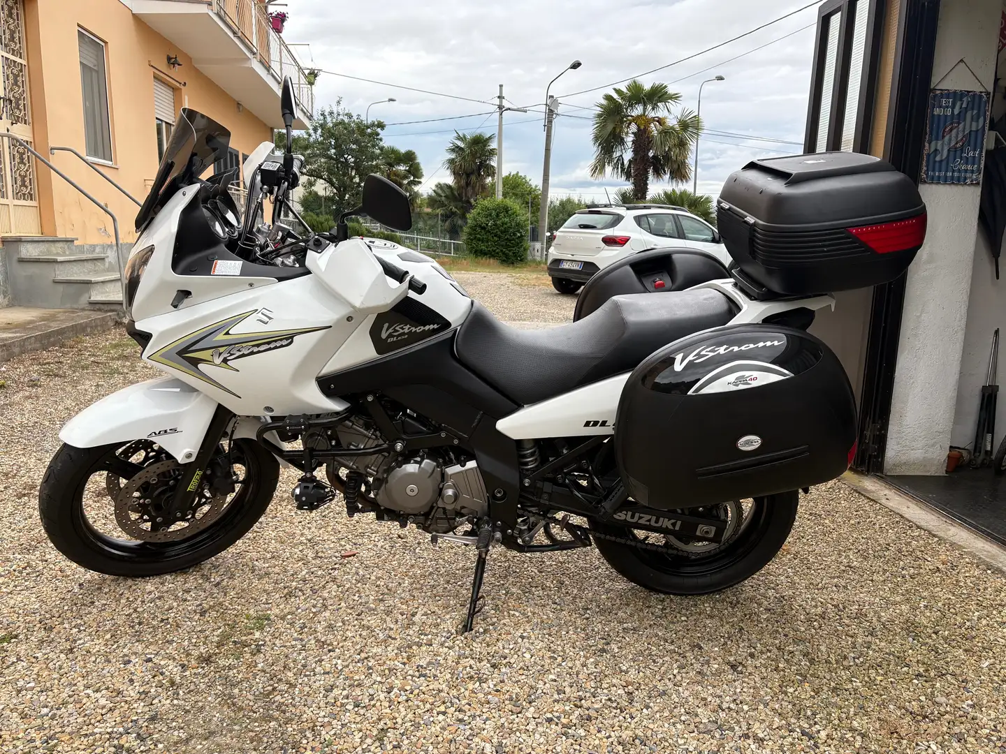 Suzuki V-Strom 650 DL Alb - 1