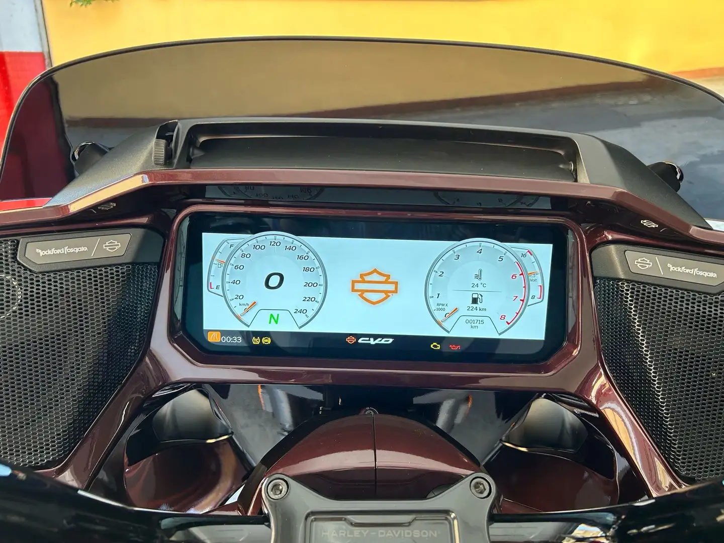 Harley-Davidson Road Glide CVO - 2