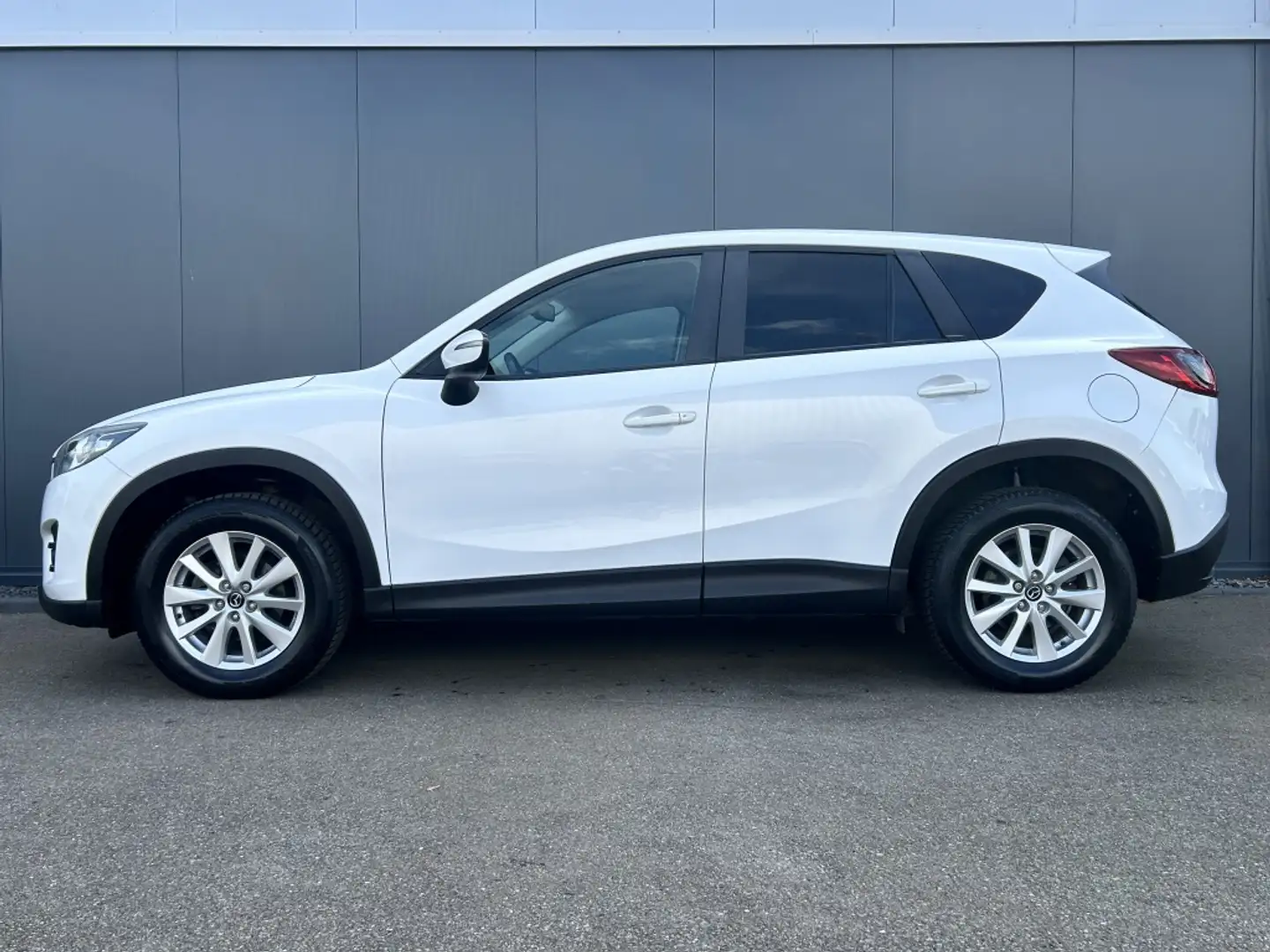 Mazda CX-5 2.0 SkyActiv-G 165pk SkyLease 2WD + trekhaak Weiß - 2