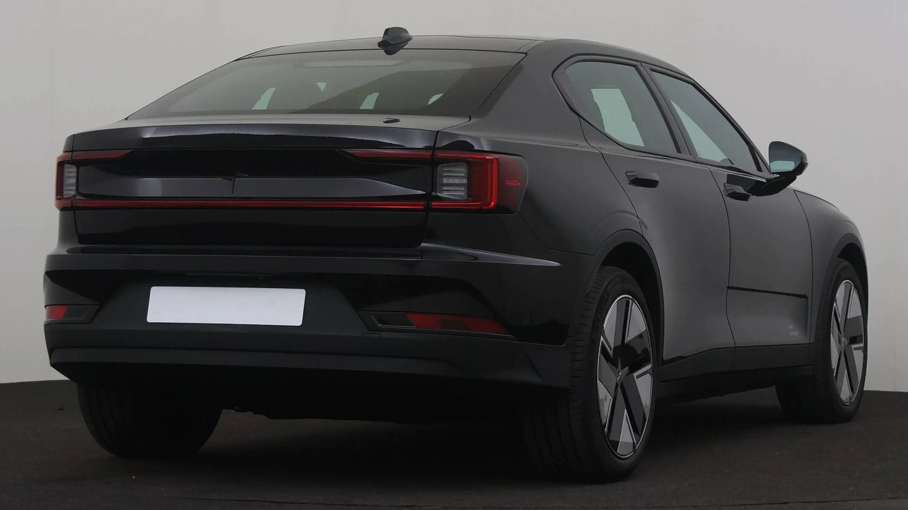 Polestar 2 82 kWh Long Range Single Motor — photo 5