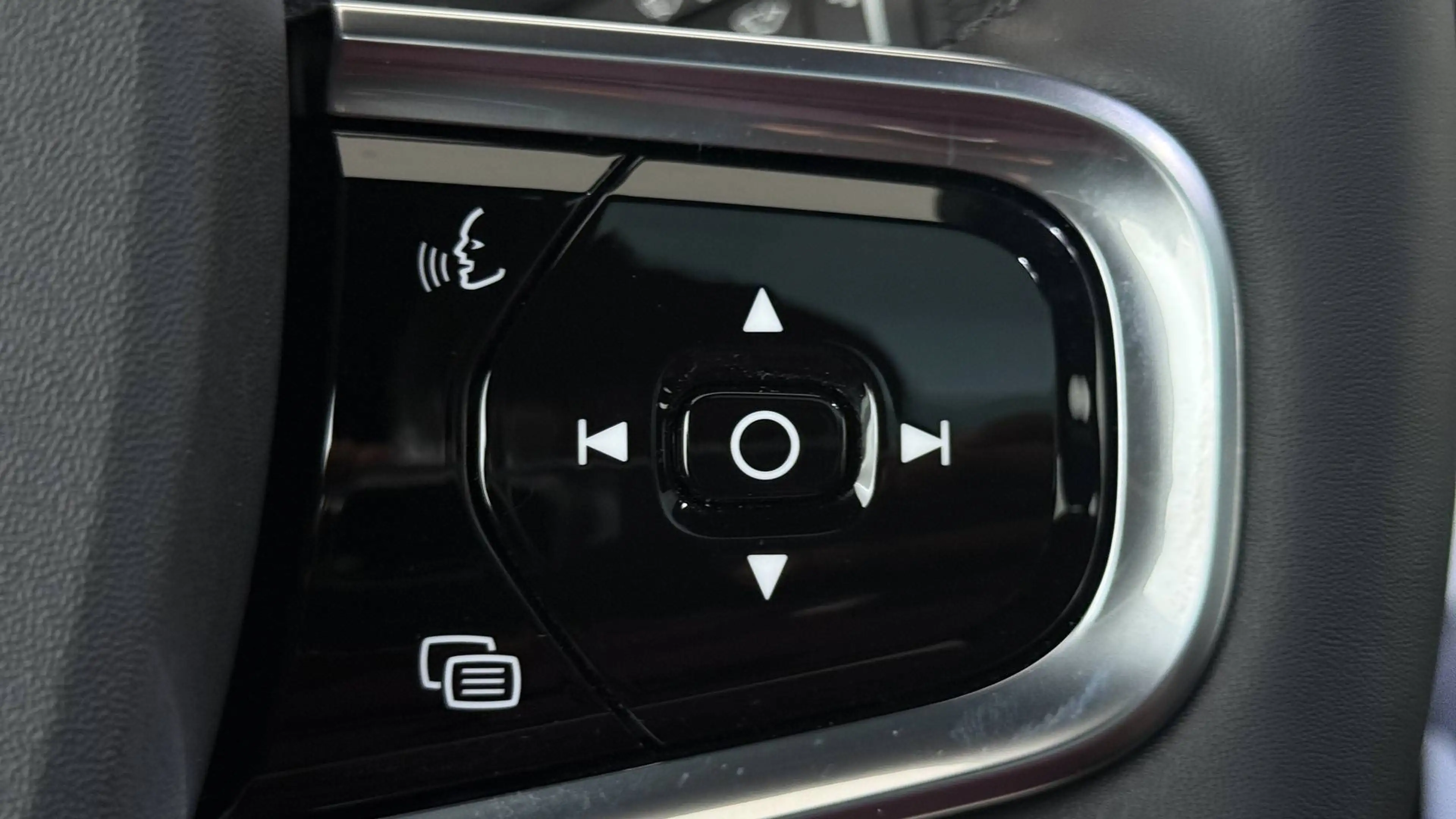Polestar 2 82 kWh Long Range Single Motor — photo 13