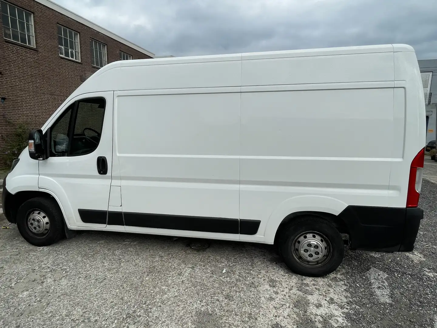 Peugeot Boxer 333 2.2 HDI L2H2 Pre Wit - 2