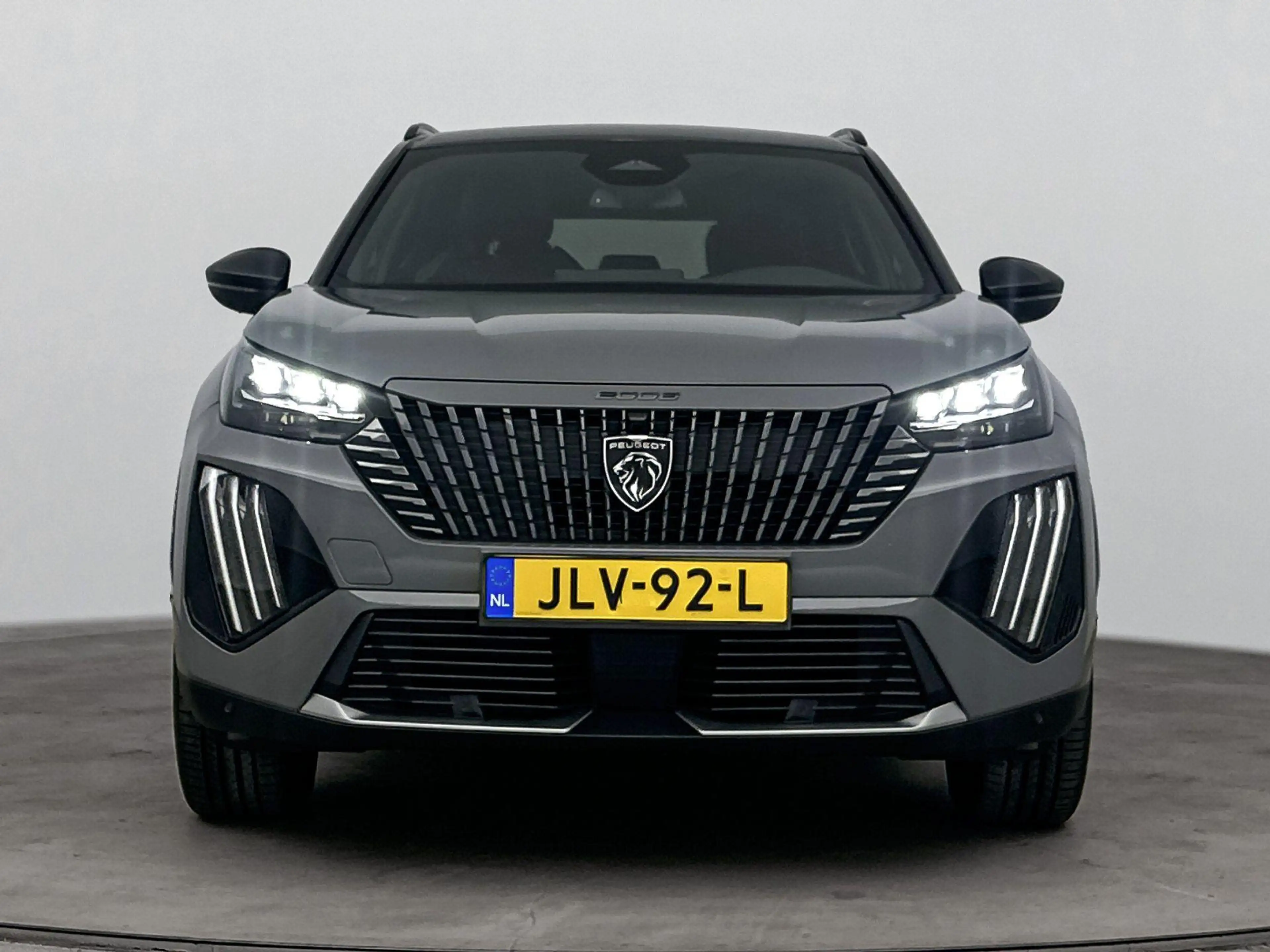 Peugeot e-2008 EV GT Avantage 54 kWh | Alcantara Bekleding | Stoe — photo 13
