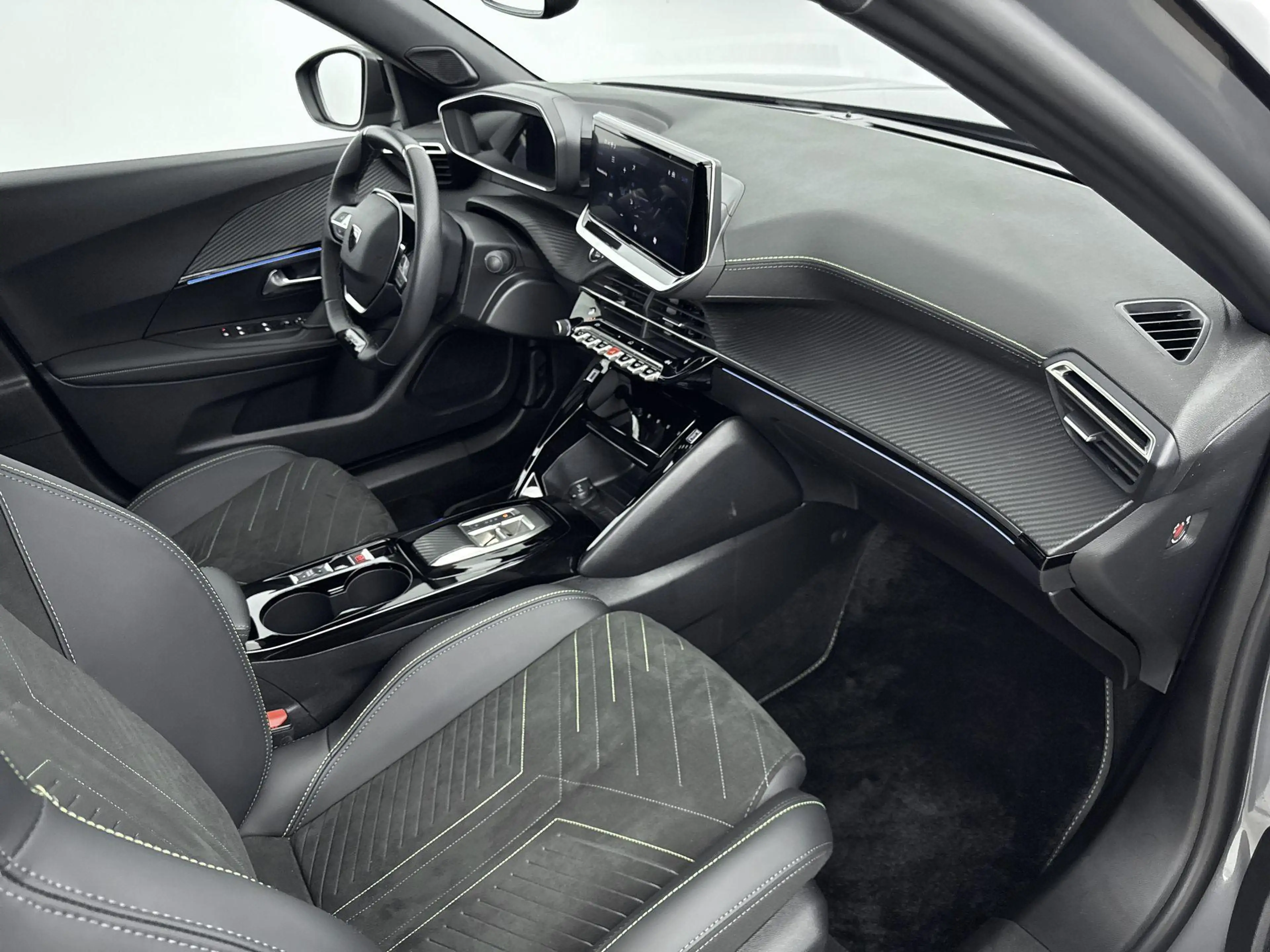 Peugeot e-2008 EV GT Avantage 54 kWh | Alcantara Bekleding | Stoe — photo 7
