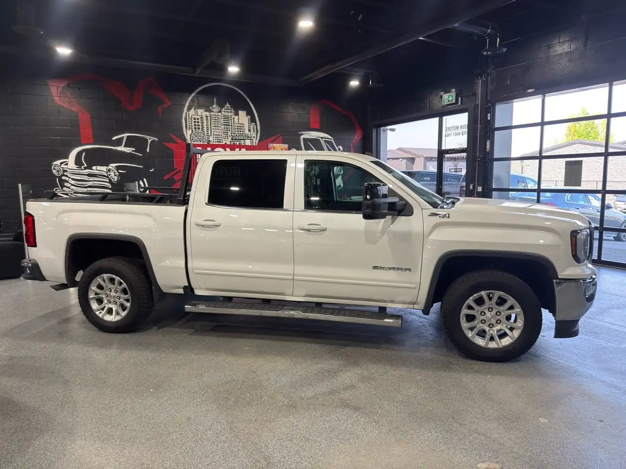GMC Sierra 1500 снимка GMC Sierra 1500