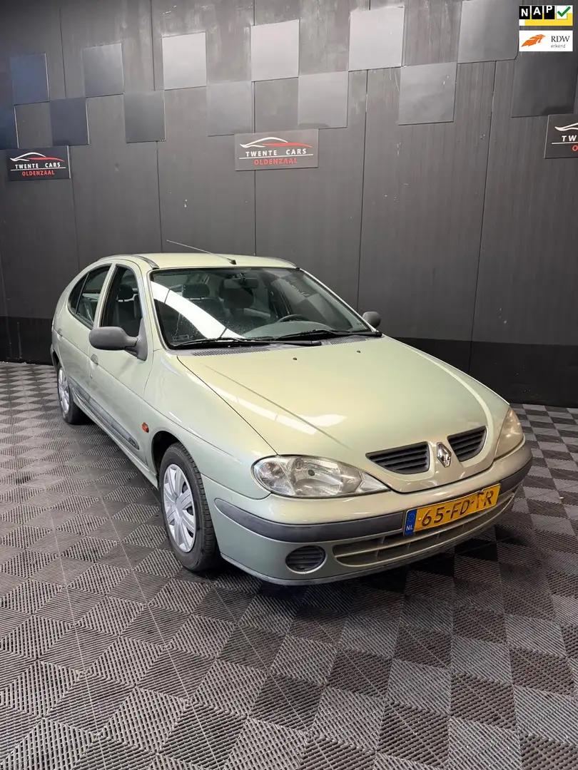 Renault Megane 1.4-16V RN | Nieuwe APK | Groen - 1