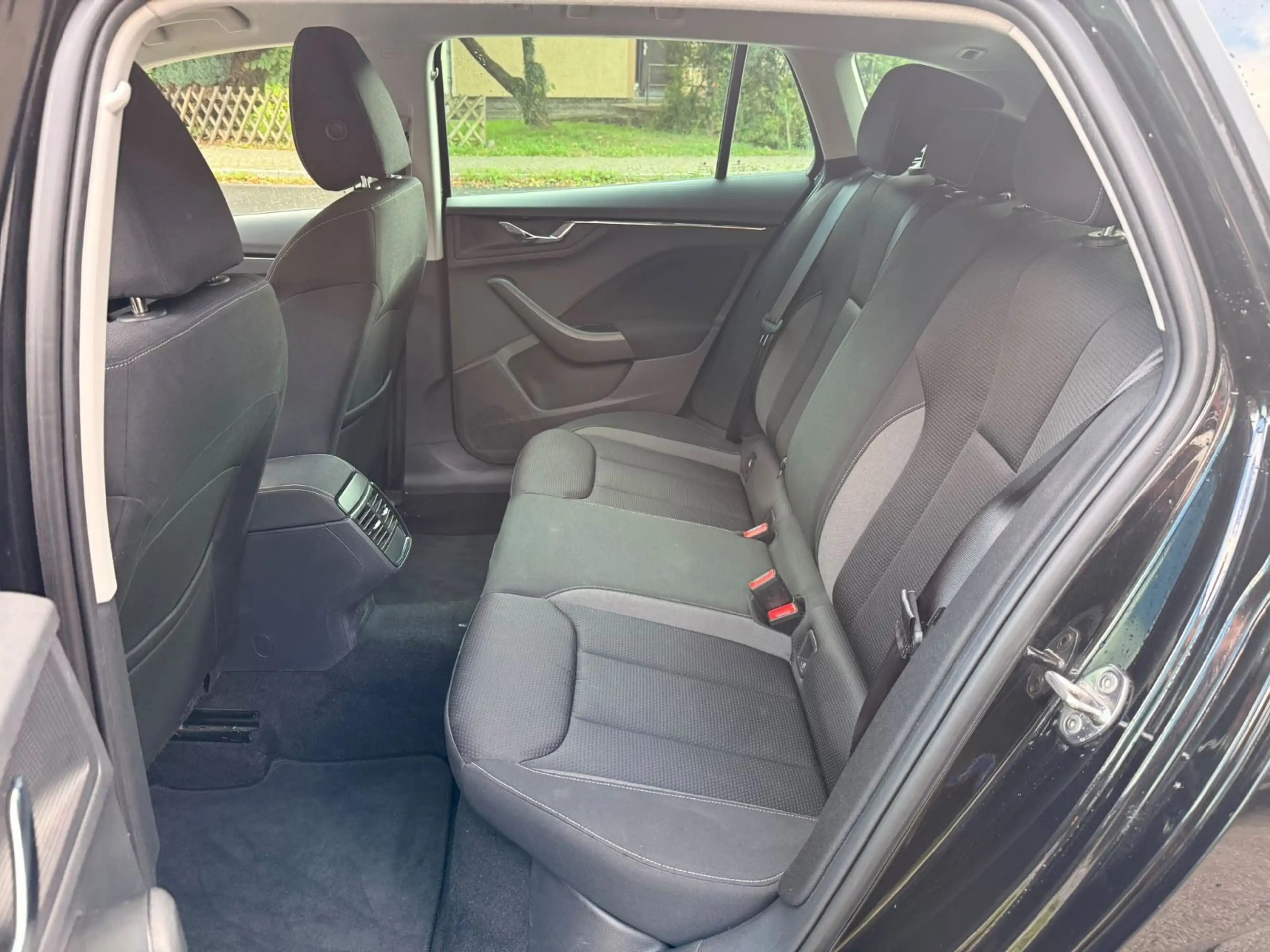 Skoda Scala Tour 1.Hand,R.Kamera,PDC,SHZ — photo 16