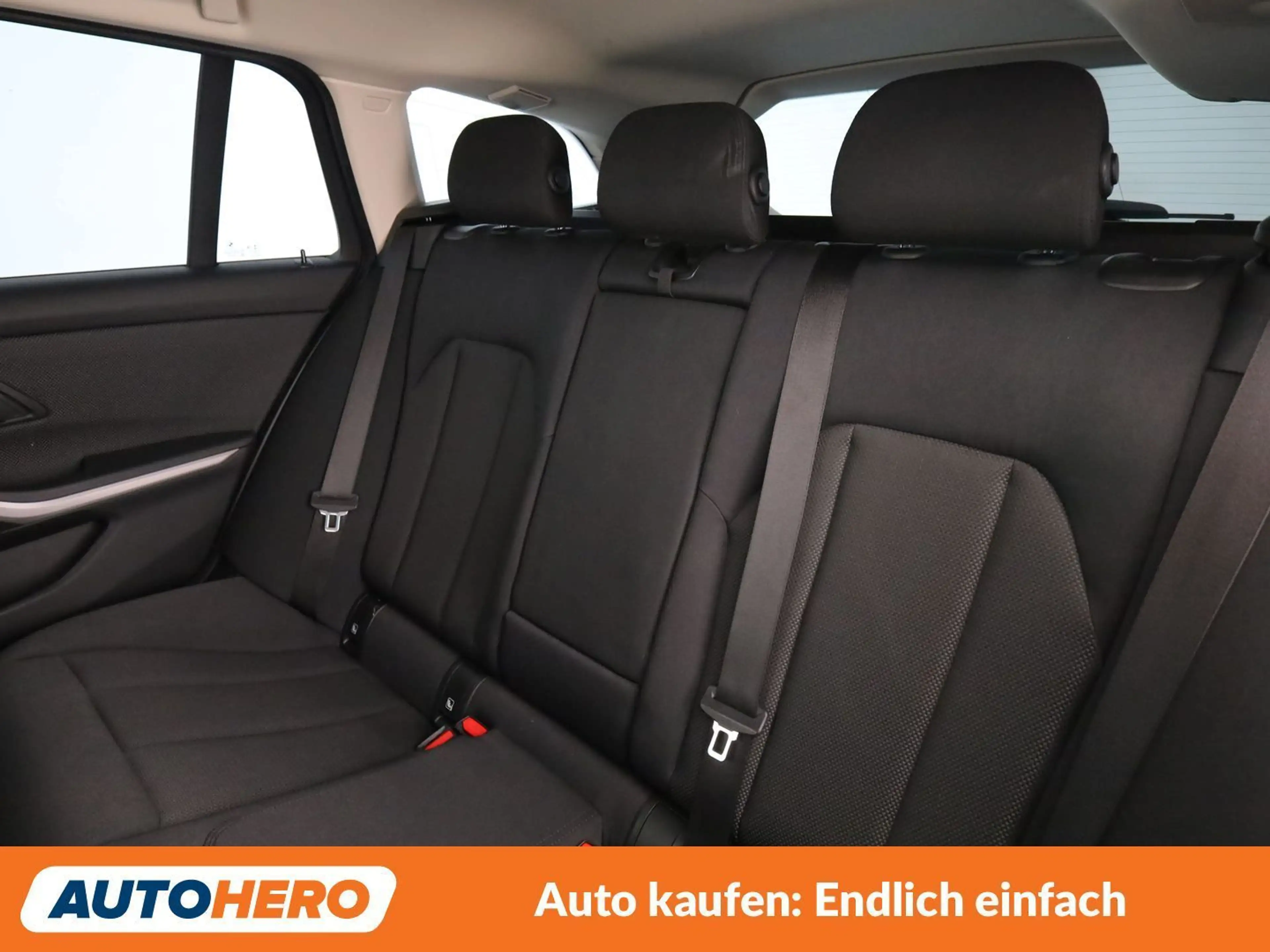 BMW 320 320d Mild-Hybrid xDrive Advantage — photo 14