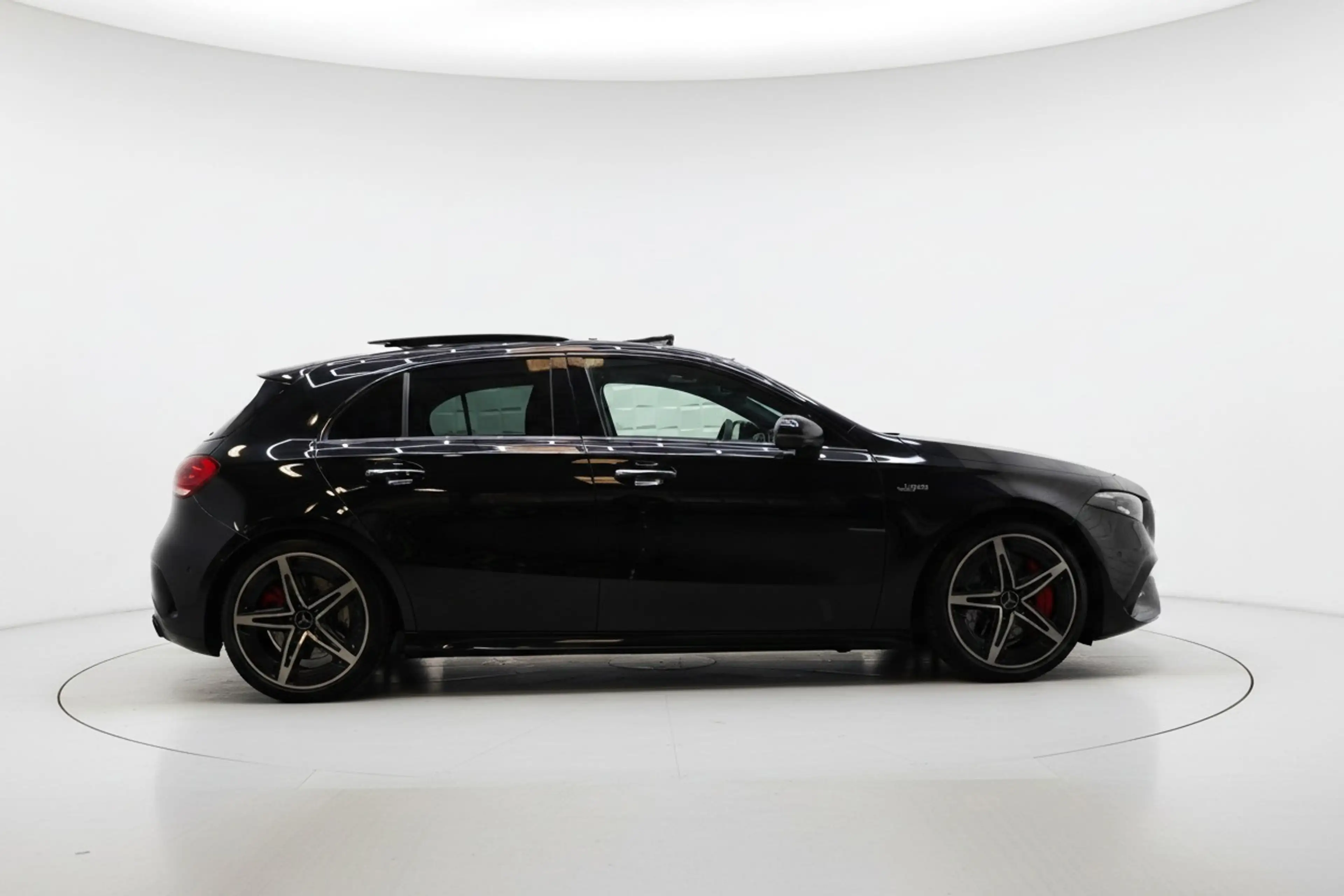 Mercedes-Benz A 45 AMG S 4MATIC+ PANO BURM HUD — photo 5