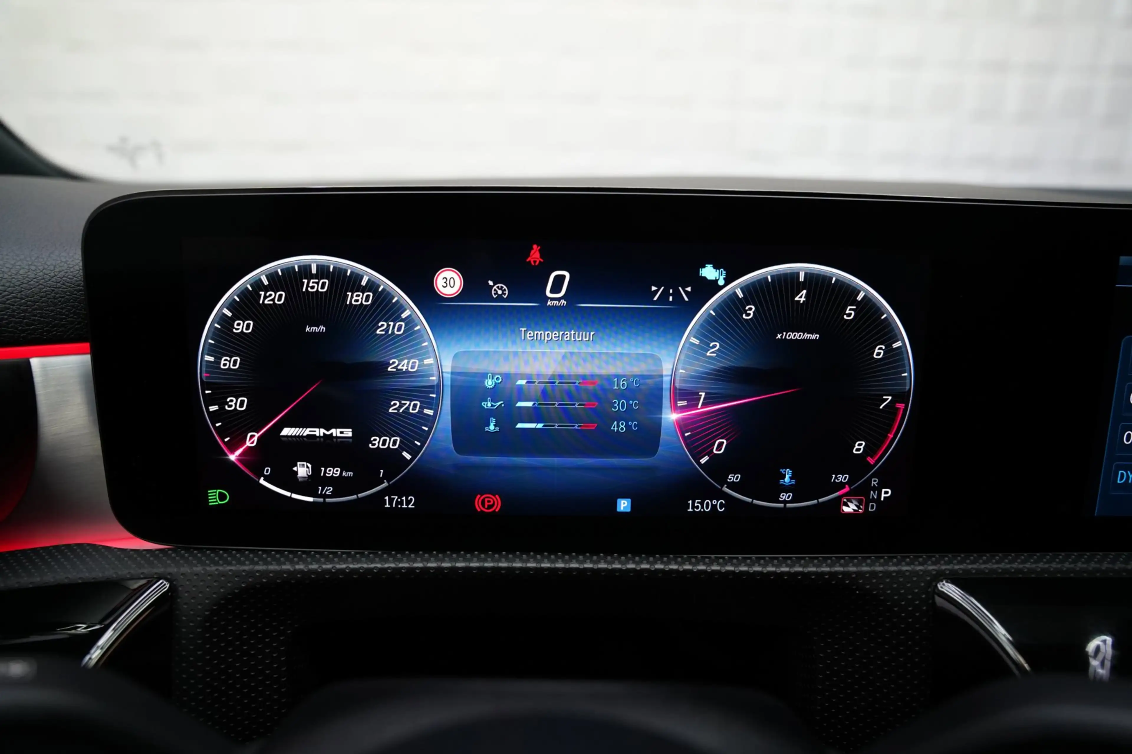 Mercedes-Benz A 45 AMG S 4MATIC+ PANO BURM HUD — photo 36