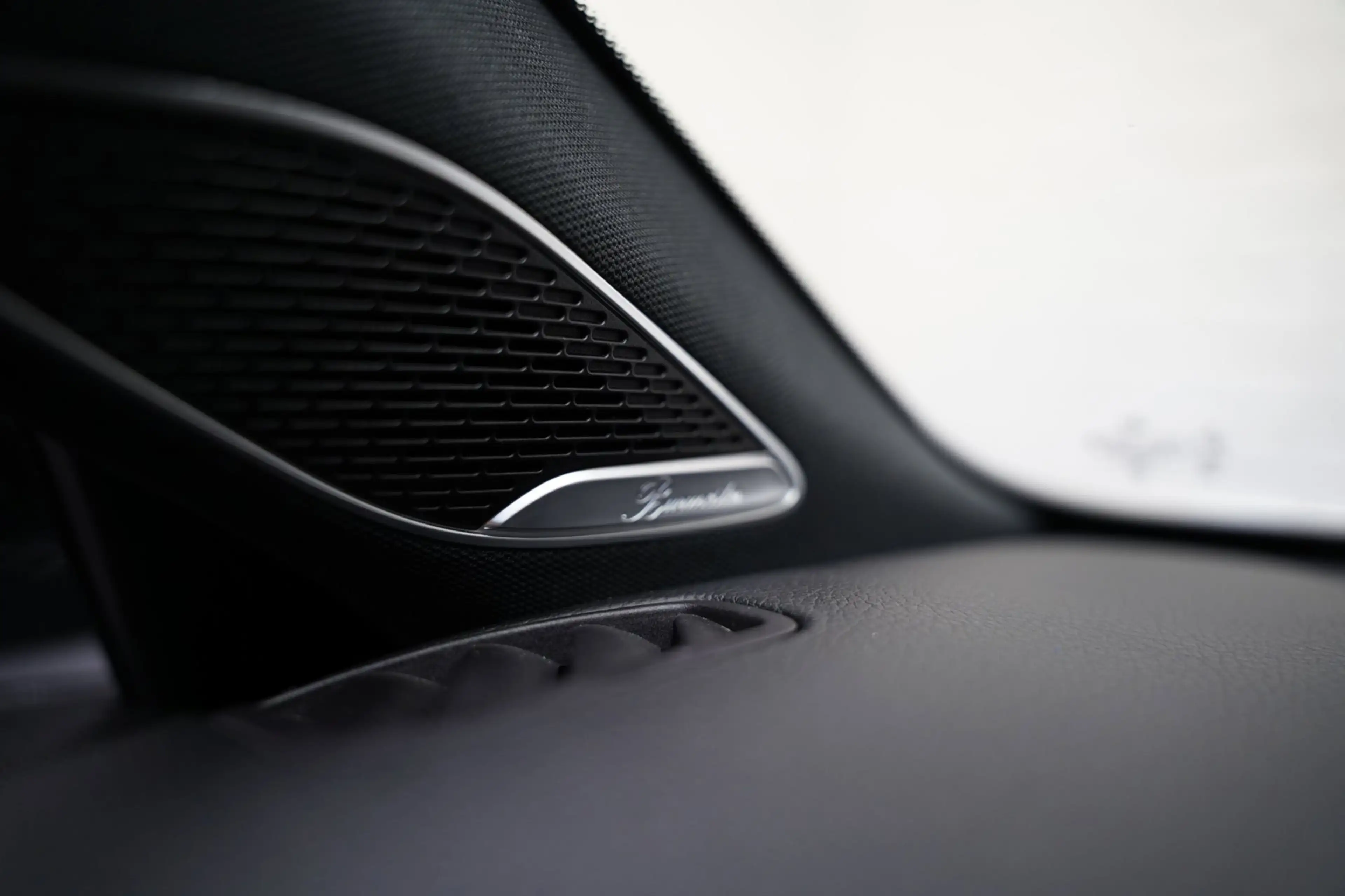 Mercedes-Benz A 45 AMG S 4MATIC+ PANO BURM HUD — photo 20